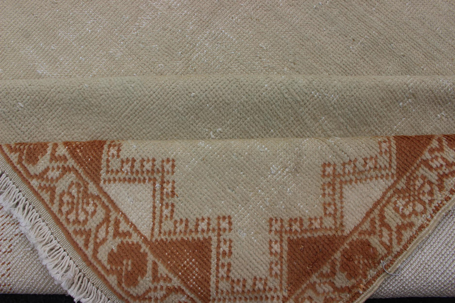 Vintage Large Moroccan Rug with Blossom Design in Ivory Background & Light brown. Vintage Large Moroccan Rug with Blossom Design in Ivory Background & Light Brown. Vintage large Moroccan rug with small central medallion and minimalist design in ... - Keivan Woven Arts13 - 0401 - 4182Rug