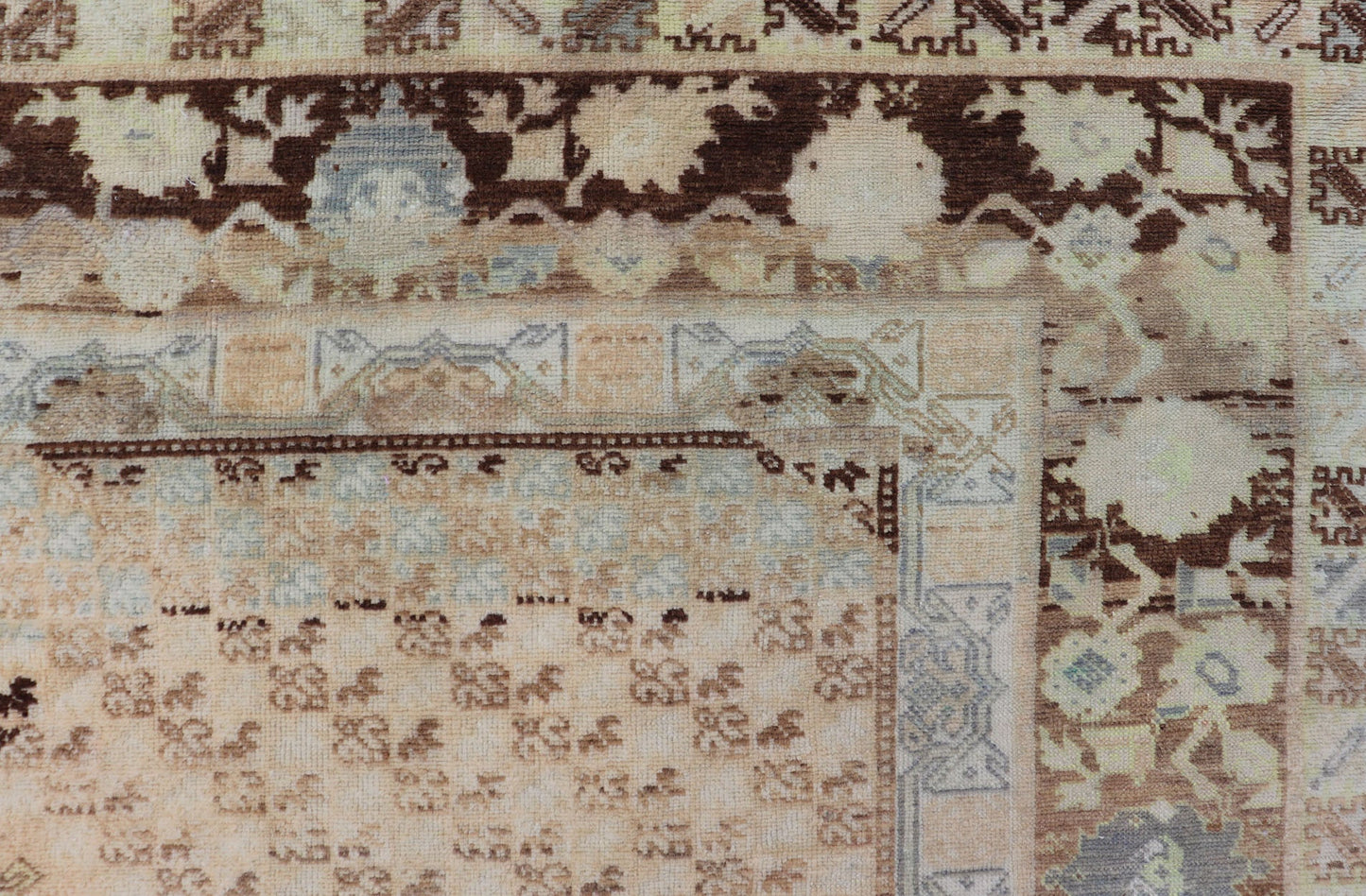 Large Vintage Moroccan Rug with Star Medallion in Light Green, Vintage large Moroccan Rug with Star Medallion in Light Green, large vintage Moroccan Green and brown color Large Vintage Moroccan Rug with Star Medallion. Large vintage Moroccan r... - Keivan Woven Arts13 - 0513 - 4232Rug