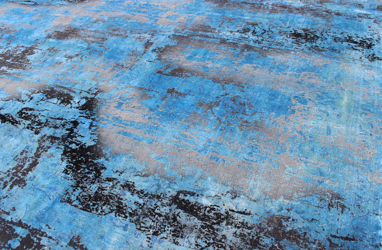 Over - dyed Vintage Modern Rug in Shades of Blue, Gray, Charcoal. Blue, Gray, and Charcoal Over - dyed Vintage Rug, rug 16 - 0913, country of origin / type: Iran / Kashan, circa mid - century. Distinct colors that are similar yet starkly rendered flow al... - Keivan Woven Arts16 - 0913 - 8757Rug