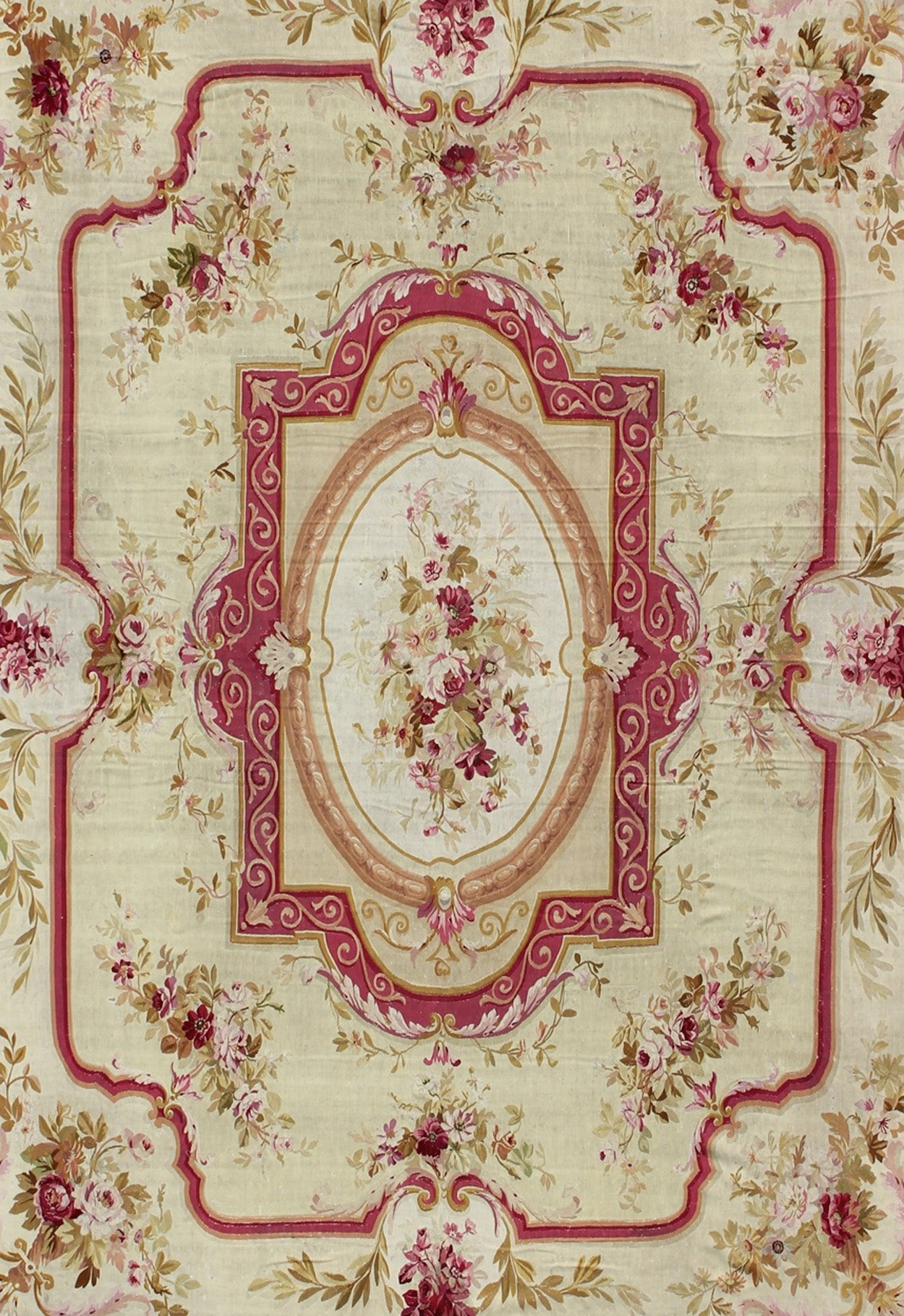 Antique Aubusson carpet with romantic rose bouquets in shades of red and pink, rug 16 - 1105, country of origin / type: Europe / Aubusson, circa 1870 This elegant antique Aubusson carpet is a resplendent example of the lush architectural style and... - Keivan Woven Arts16 - 1105 - 8702Rug