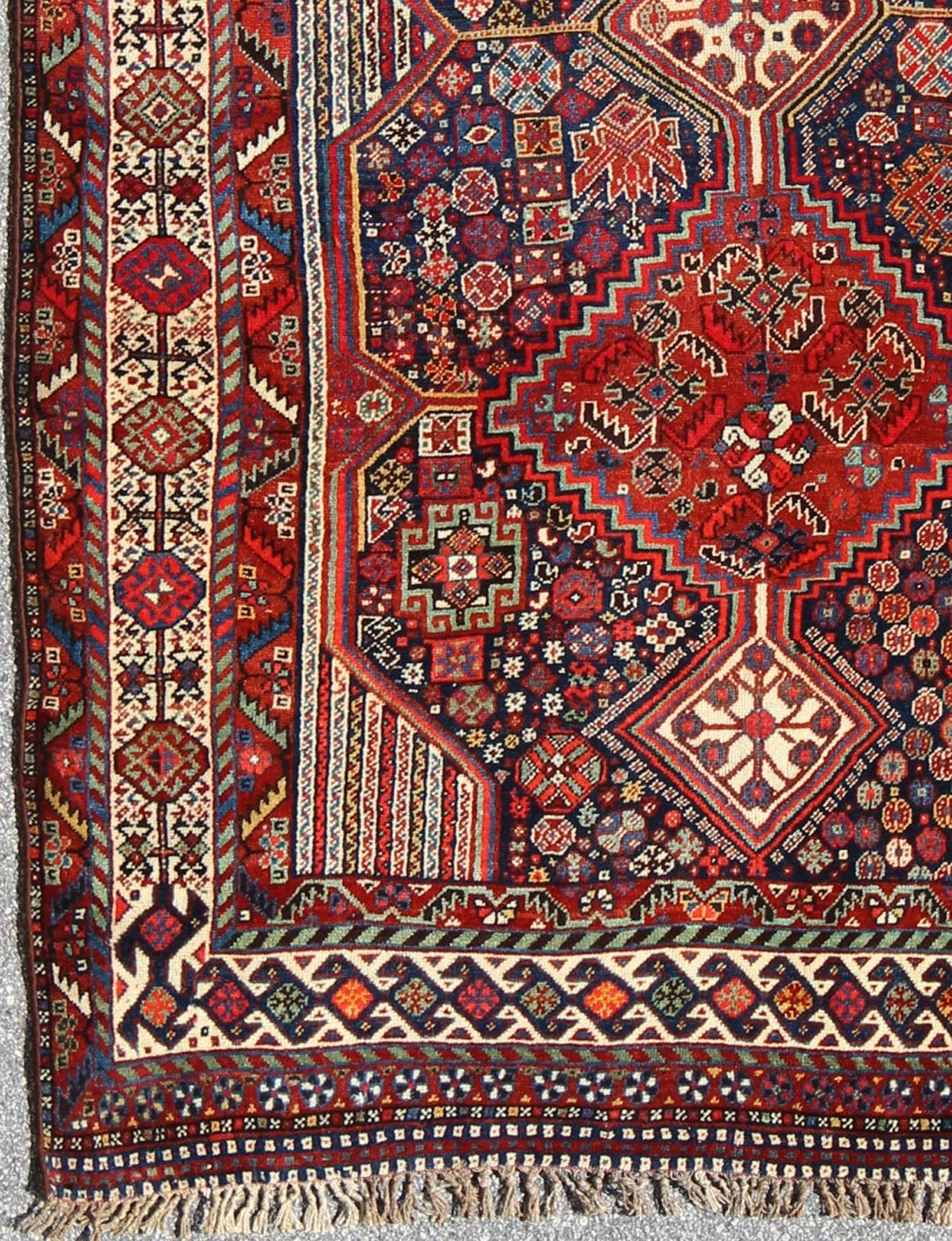 Antique Persian Qashqai Shiraz Tribal Rug with Hooked Diamond Design, rug 17 - 0305, country of origin / type: Iran / Qashqai, circa 1900. The Qashgai nomads are found in the Fars province in southwest Iran. They move twice a year, between the winter pas... - Keivan Woven Arts17 - 0305 - 8459Rug