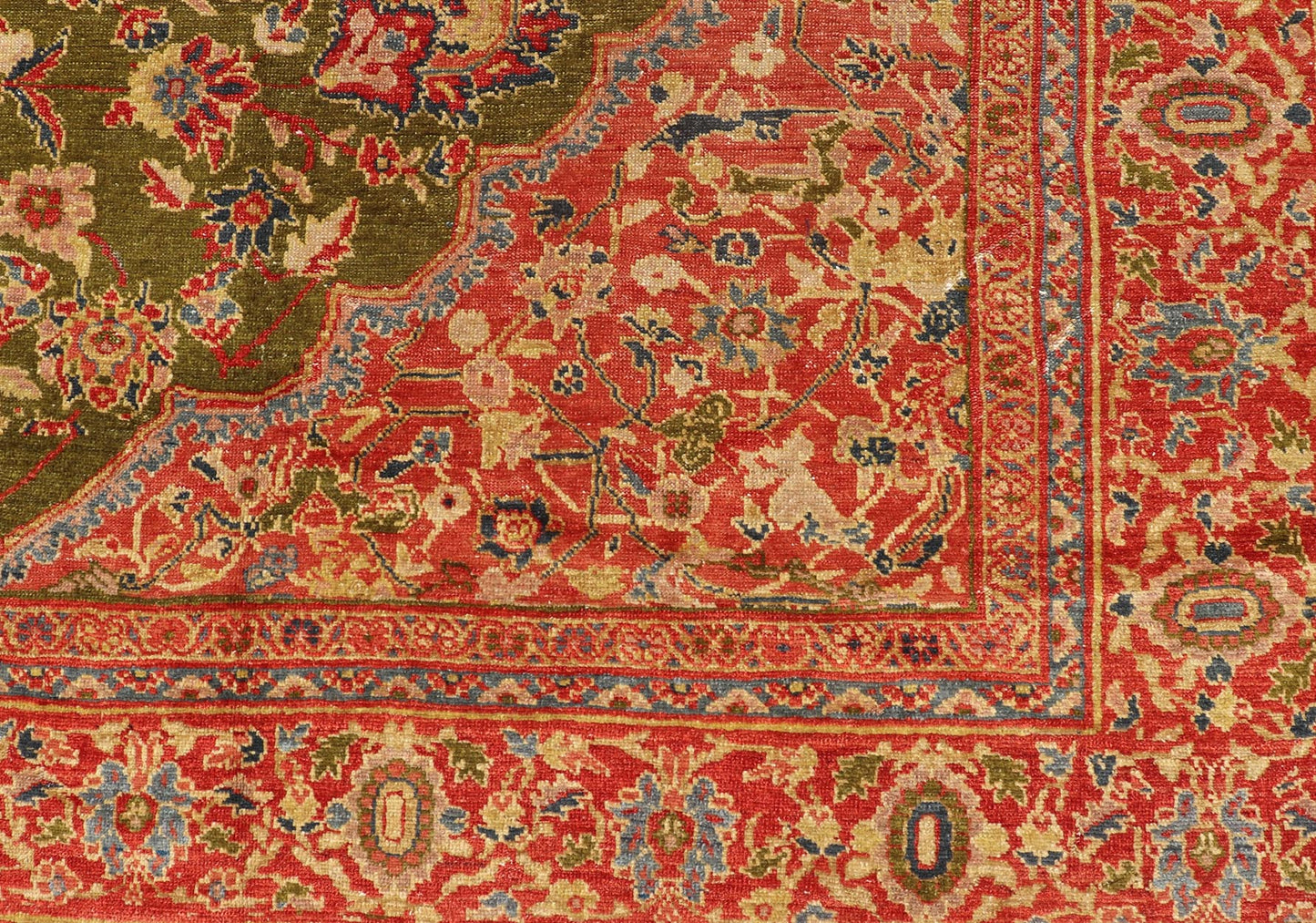 Antique Persian Ziegler Sultanabad Rug with Floral Medallion in Green and Red, rug 17 - 0705, country of origin / type: Iran / Sultanabad, circa 1900 This amazingly delightful antique Sultanabad Ziegler rug (circa 1900) from early 20th Century Per... - Keivan Woven Arts17 - 0705 - 8621Rug