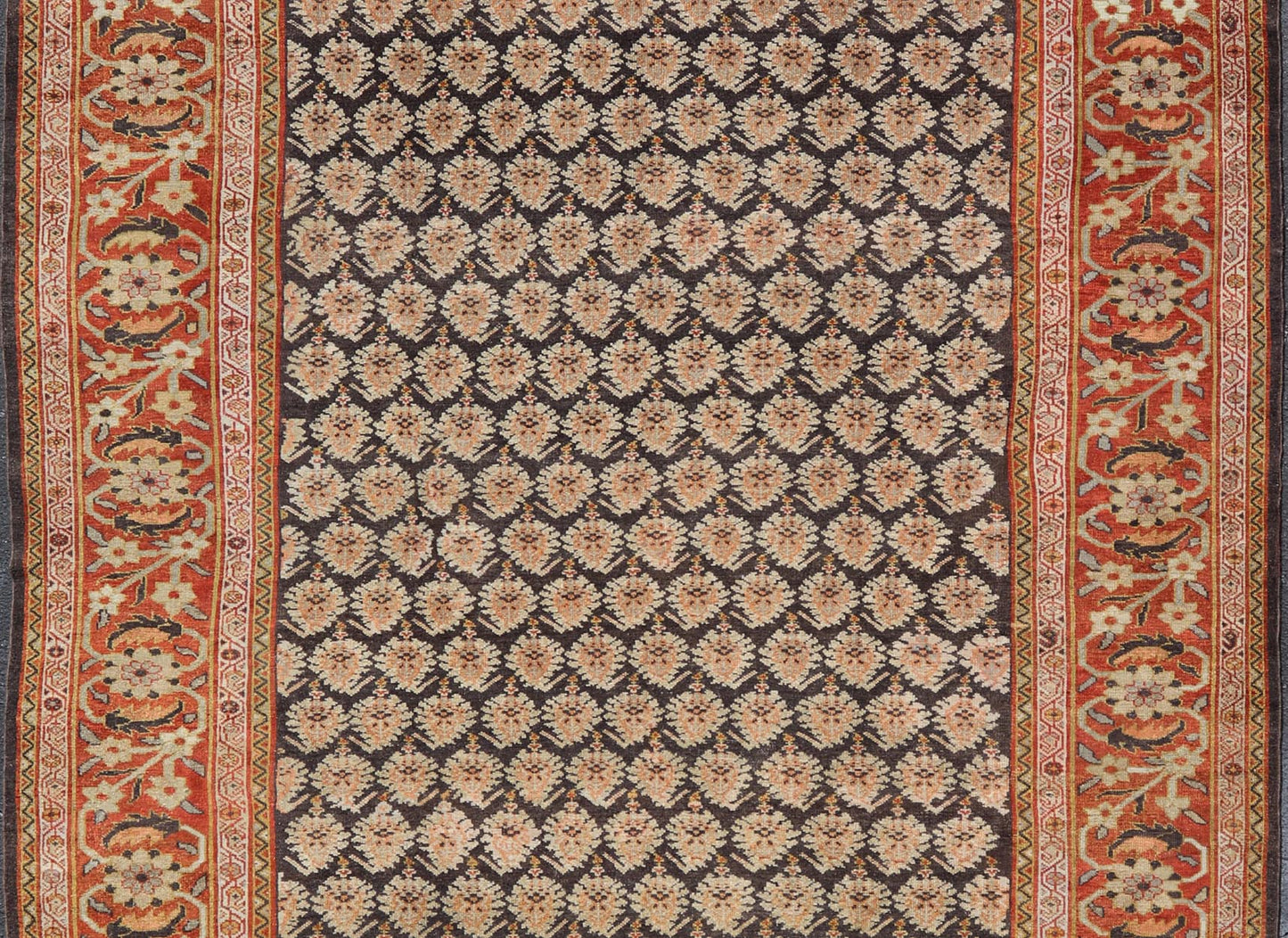 Red and blue Persian Sultanabad Mahal Antique rug with small - scale all - over Design. Keivan Woven Arts / rug 19 - 0501, country of origin / type: Iran / Sultanabad Mahal, circa 1920 Measures: 10'3 x 15'2 - Keivan Woven Arts19 - 0501 - 15477 - G - 2708Rug