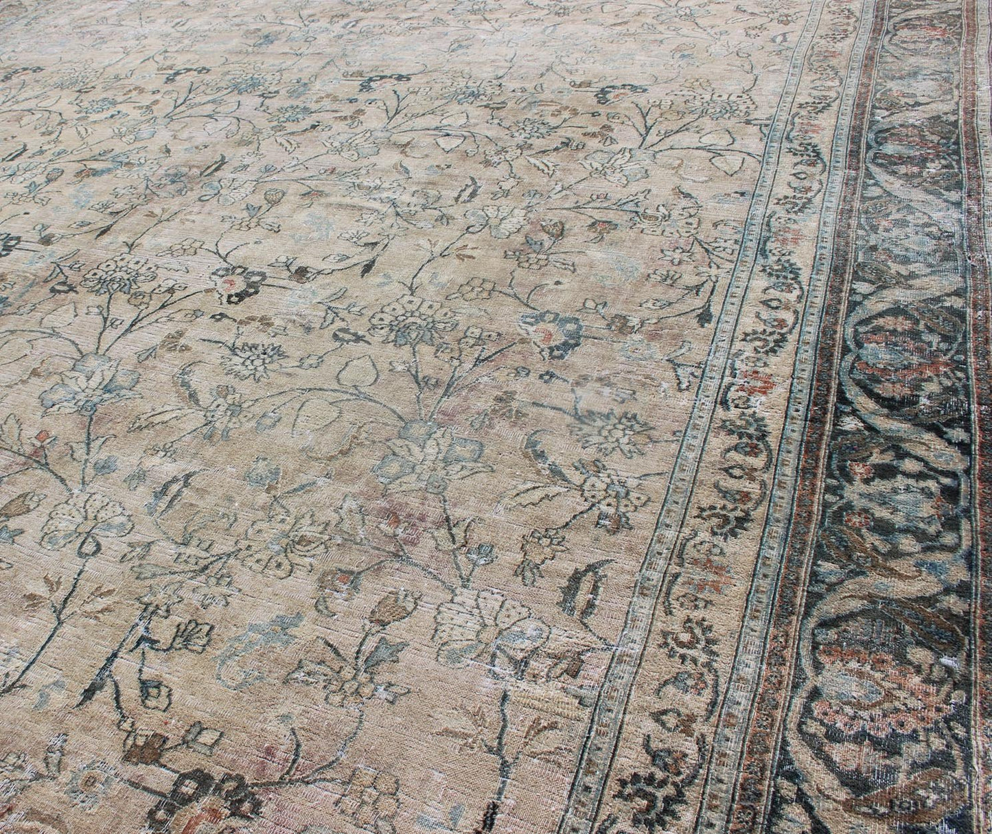 Earth tones large Antique Persian Khorassan with All - Over Earth Tones in neutral tones and Neutral background with Brown, Blue. Sub floral design Khorassan antique rug from Persia in natural color Palette. Keivan Woven Arts rug 19 - 0605, country of orig... - Keivan Woven Arts19 - 0605 - 11483Rug