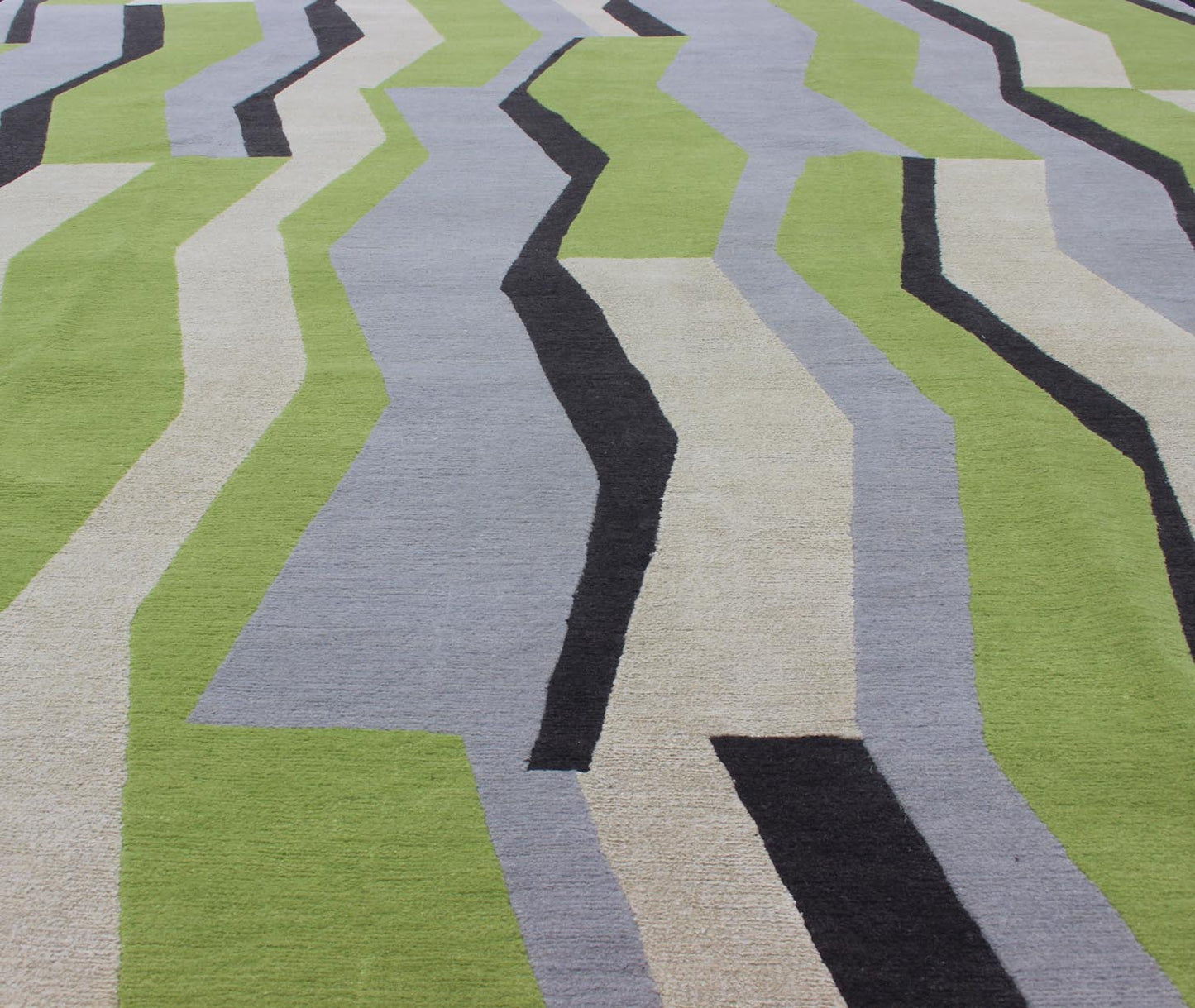 Modern Nepalese Silk and Wool Rug. Modern Rug. modern Nepalese rug. Modern setting. modern interiors Measures: 8'1 x 10'1. This rug from Nepal features a modern design rendered in Apple and citron green, lavender gray, black, and ivory. ... - Keivan Woven Arts19 - 0820 - 11655Rug