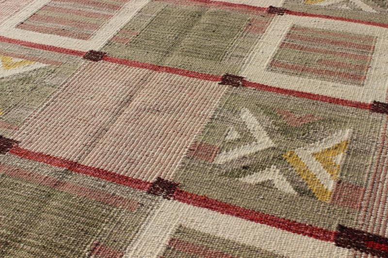 Modern Scandinavian/Swedish Geometric Design Rug by Keivan Woven Arts
Measures: 5'0'' x 6'9''.
This Scandinavian flat-weave patterned rug is inspired by the work of Swedish textile designers of the early to mid-20th century. Featuring a uniq...