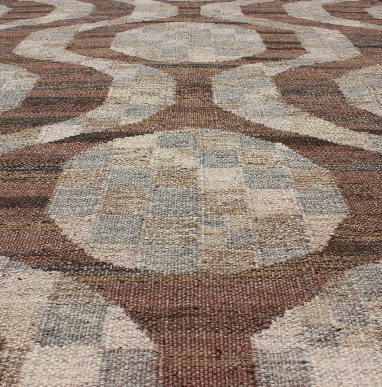 Modern Scandinavian Flat-Weave Rug, Modern Scandinavian Flat-Weave Rug with Modern design in Brown, Coffee, Gray, Cream, Modern rug, modern flat weave kwarugs
This Scandinavian flat-weave rug is inspired by the work of Swedish textile design...