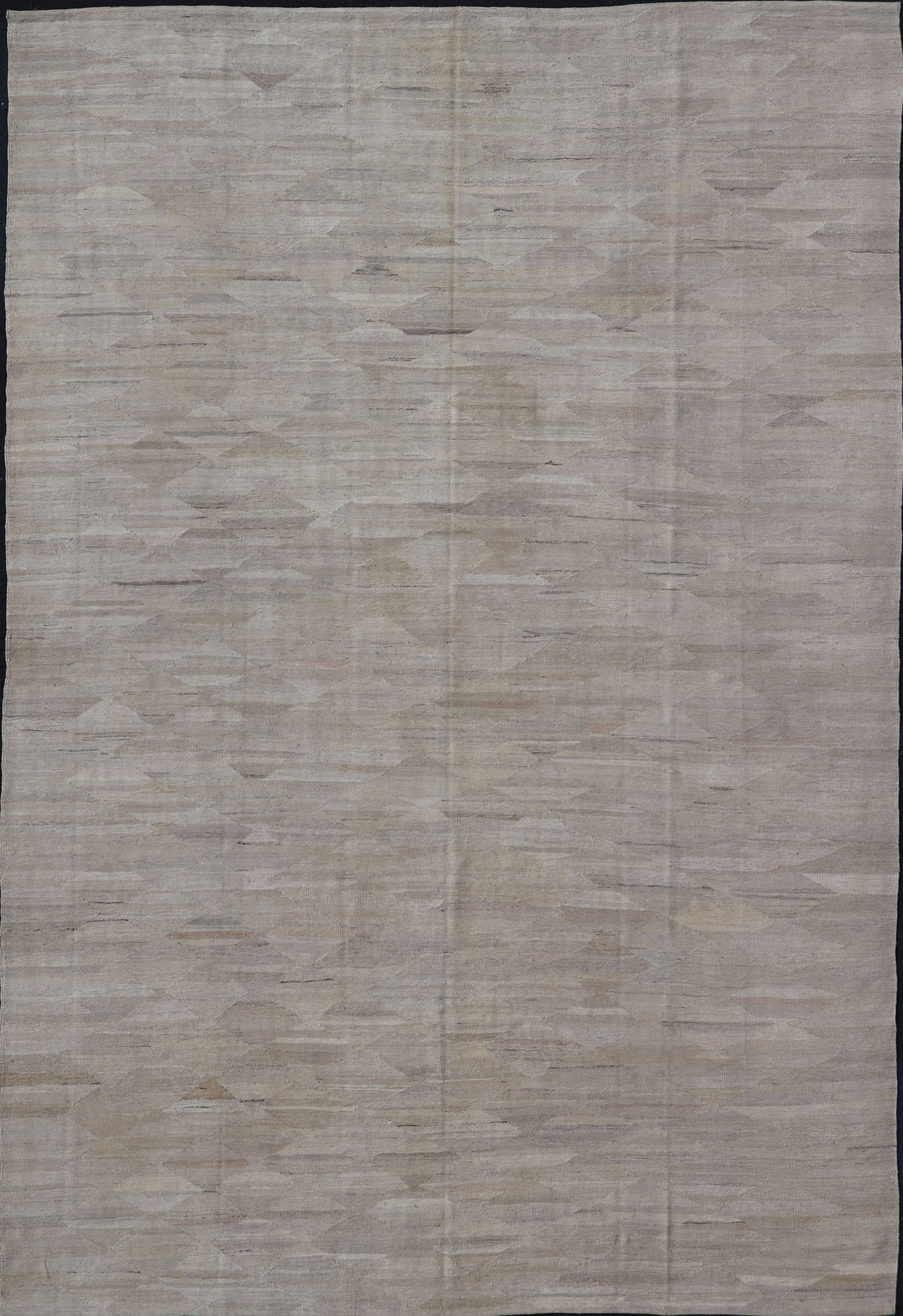 Large Modern Kilim in Neutral Cream with Free Flowing Design. Flat - weave Kilim rug with modern design in shades of cream, rug AFG - 27610, country of origin / type: Afghanistan / Kilim This subtle piece features an all - over free flowing d... - Keivan Woven ArtsAFG - 27610 - 13966