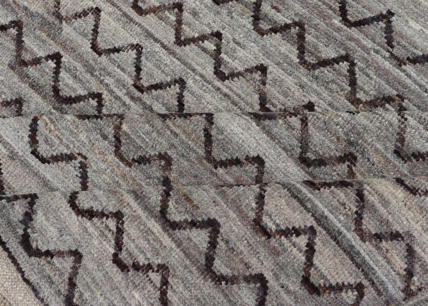 Modern Afghanistan Rug with All - Over Pattern in Muted Tones Neutral tone rug with free - flowing tribal design, Keivan Woven Arts / rug AFG - 29983, country of origin / type: Afghanistan The subdued design of this piled rug makes it perfect f... - Keivan Woven ArtsAFG - 29983 - 15899Rug