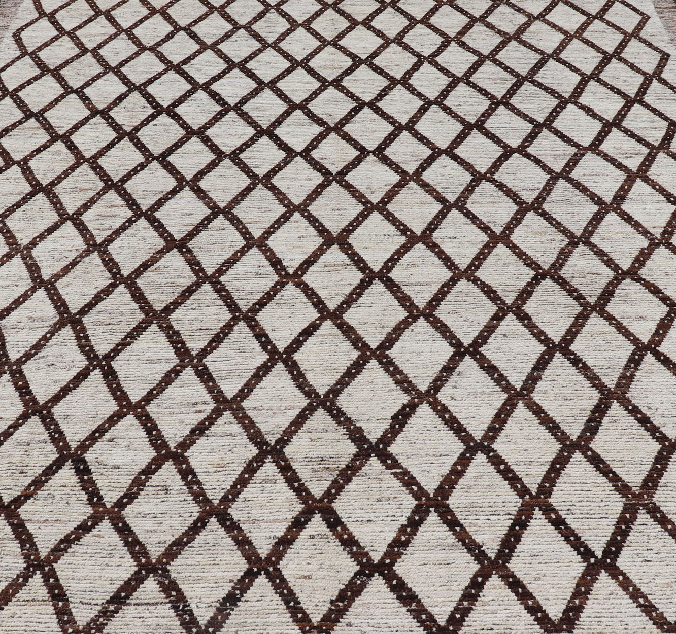 Tribal Moroccan with Intricate Diamond Pattern in White and Earth Tones Cream andbrown rug with modern casual design and natural wool, Keivan Woven Arts rug AFG - 33316, country of origin / type: Afghanistan / Modern, This classic Moroccan ... - Keivan Woven ArtsAFG - 31873 - 15701Rug