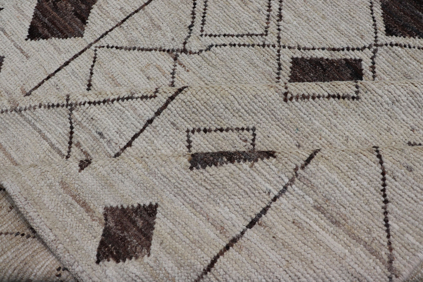 Casual Modern Design Moroccan Rug in bold Brown motifs and White/Ivory Tones. Brown, white/Ivory and Neutral tone rug with casual modern design, rug AFG - 31931 , country of origin / type: Afghanistan / Moroccan tribal, modern casual The unique... - Keivan Woven ArtsAFG - 31931 - 15711Rug