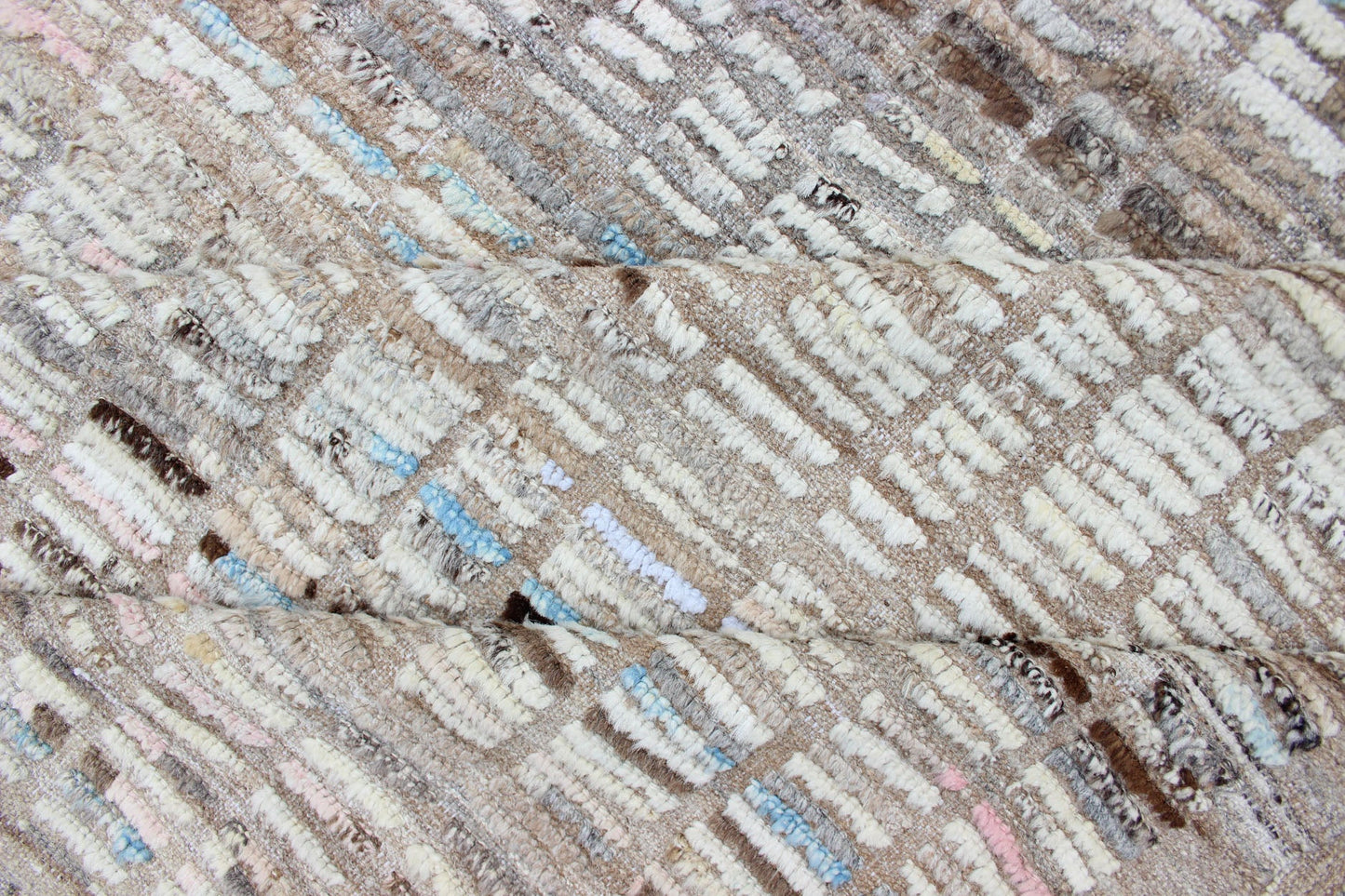 All - Over Modern Rug Subdued Design in Ice Blue and Creams Neutral tone rug with Moroccan free - flowing tribal design, rug AFG - 33312, country of origin / type: Afghanistan The subdued design of this piled rug makes it perfect for modern an... - Keivan Woven ArtsAFG - 33312 - 13852Rug