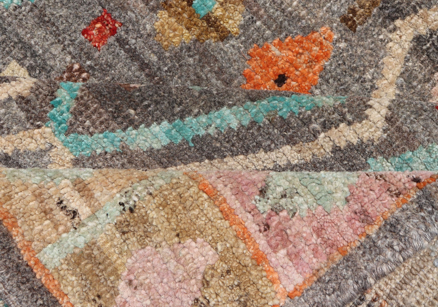 Modern Diamonds and Tribal Design Rug in Gray Background and Vivid Colors. Afghan Tribal designed rug in gray and vivid color palette and tribal design, rug AFG - 36126, country of origin / type: Afghanistan / Modern. Modern rug This modern... - Keivan Woven ArtsAFG - 36126 - 6224 - 16820Rug