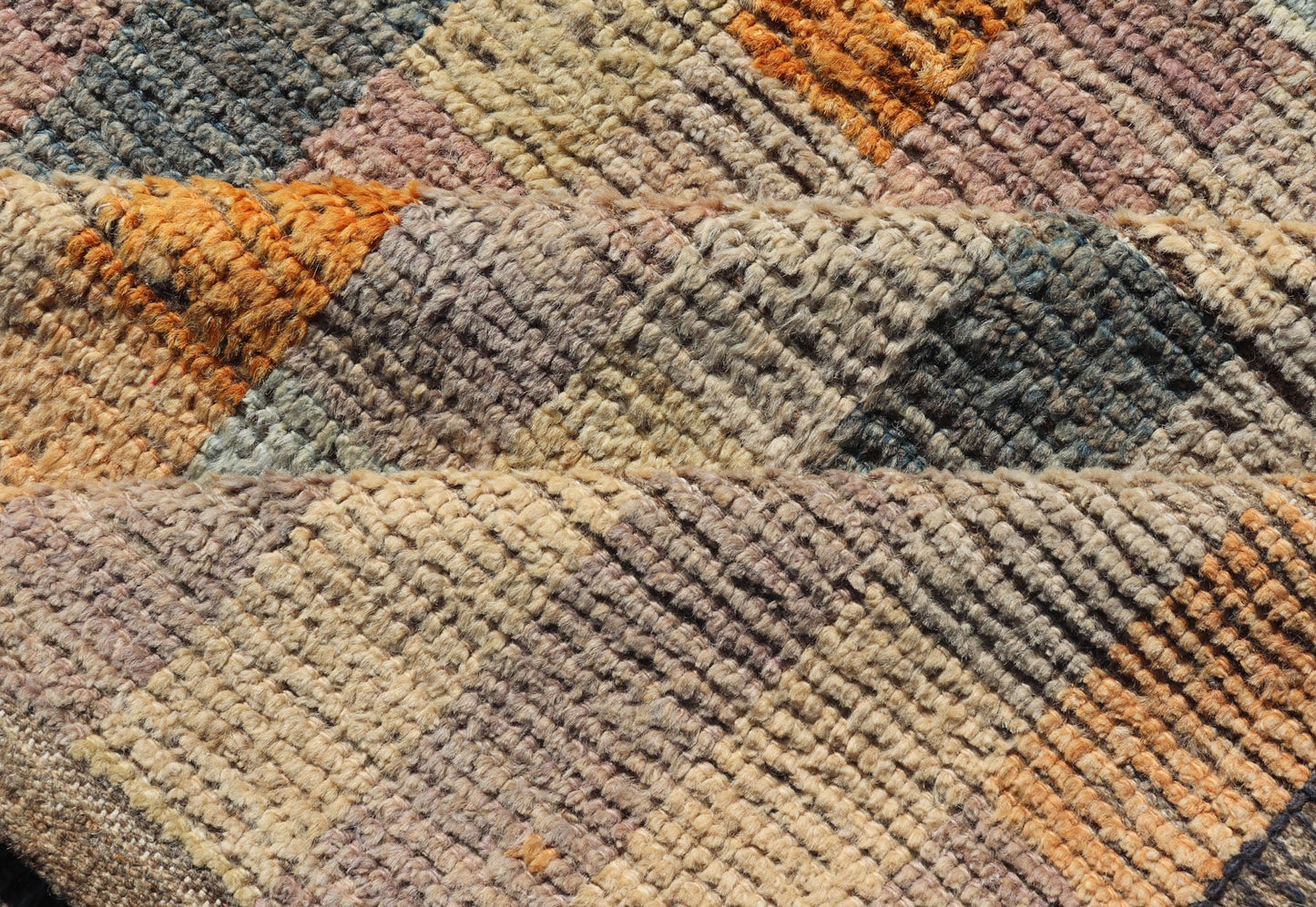 Keivan Woven arts modern rug in abstract design and colorful field . Measures: 7'0 x 9'6 This Keivan Woven arts modern rug made in an abstract design and colorful field with variety of bright and happy colors. this Keivan Woven Arts mod... - Keivan Woven ArtsAFG - 39468 - 18293Rug