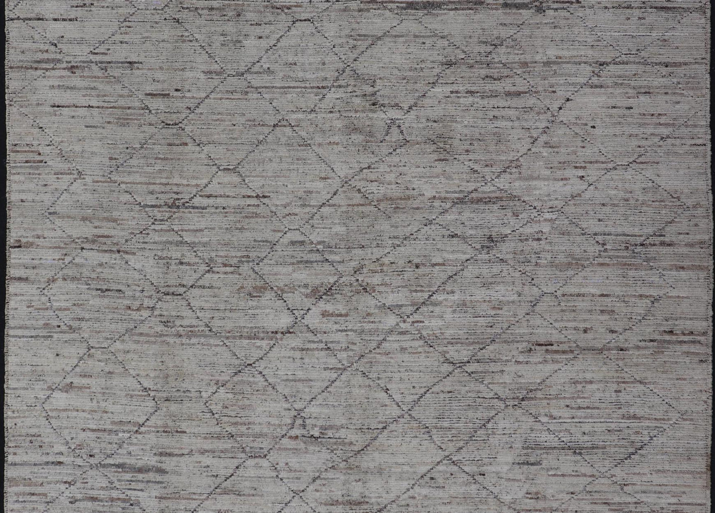 Modern Hand - Knotted Tribal Rug in Wool with Sub - Geometric Diamond Design This modern casual tribal rug has been hand - knotted. The rug features a modern all - over sub - geometric diamond design, rendered in earthy tones, making this rug a superb fi... - Keivan Woven ArtsAFG - 39705 - 19328Rug