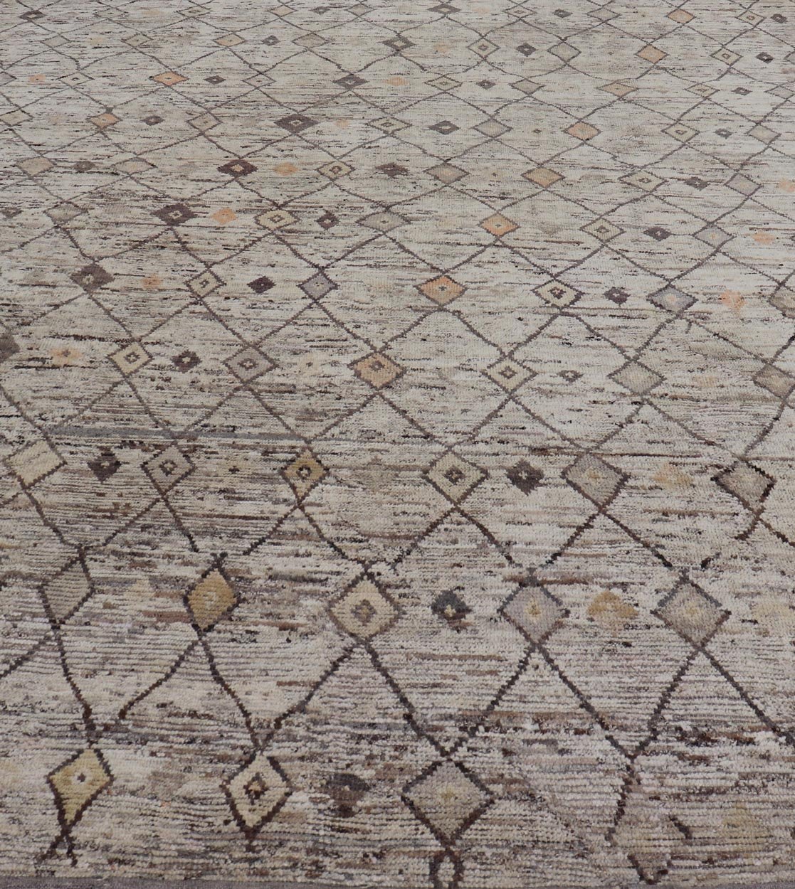 Modern Hand - Knotted Rug in Wool with Sub - Geometric Interlocked Diamond Design This modern casual tribal rug has been hand - knotted. The rug features a modern sub - geometric all - over diamond design, rendered in multicolor, making this rug a superb ... - Keivan Woven ArtsAFG - 40829 - 19424Rug