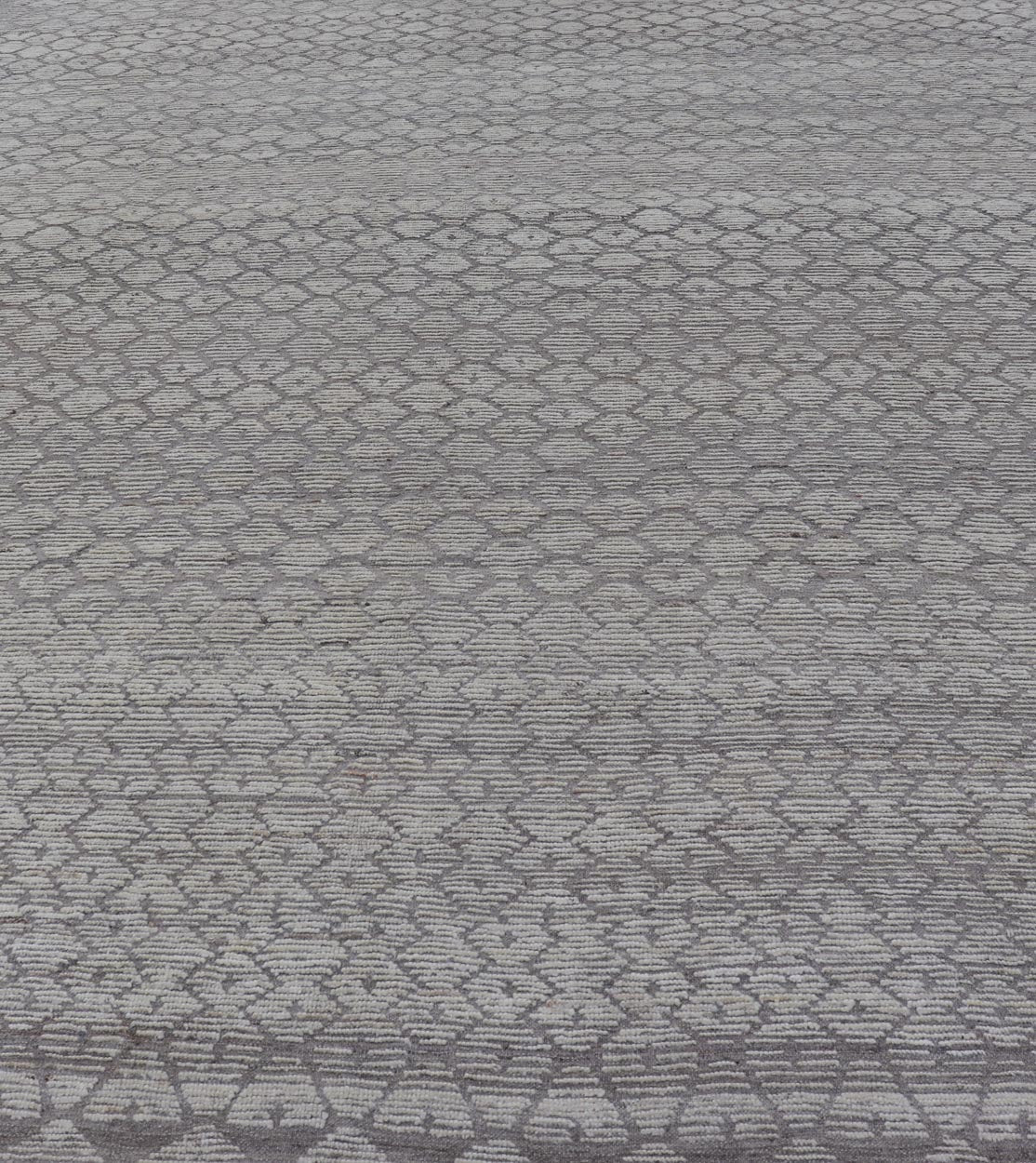 Modern Moroccan Hand - Knotted Rug with All - Over Sub - Geometric Hexagonal Design This modern casual Moroccan rug has been hand - knotted in wool. The rug features a modern all - over sub - geometric hexagonal design, rendered in various neutral tones; m... - Keivan Woven ArtsAFG - 40926 - 19796Rug