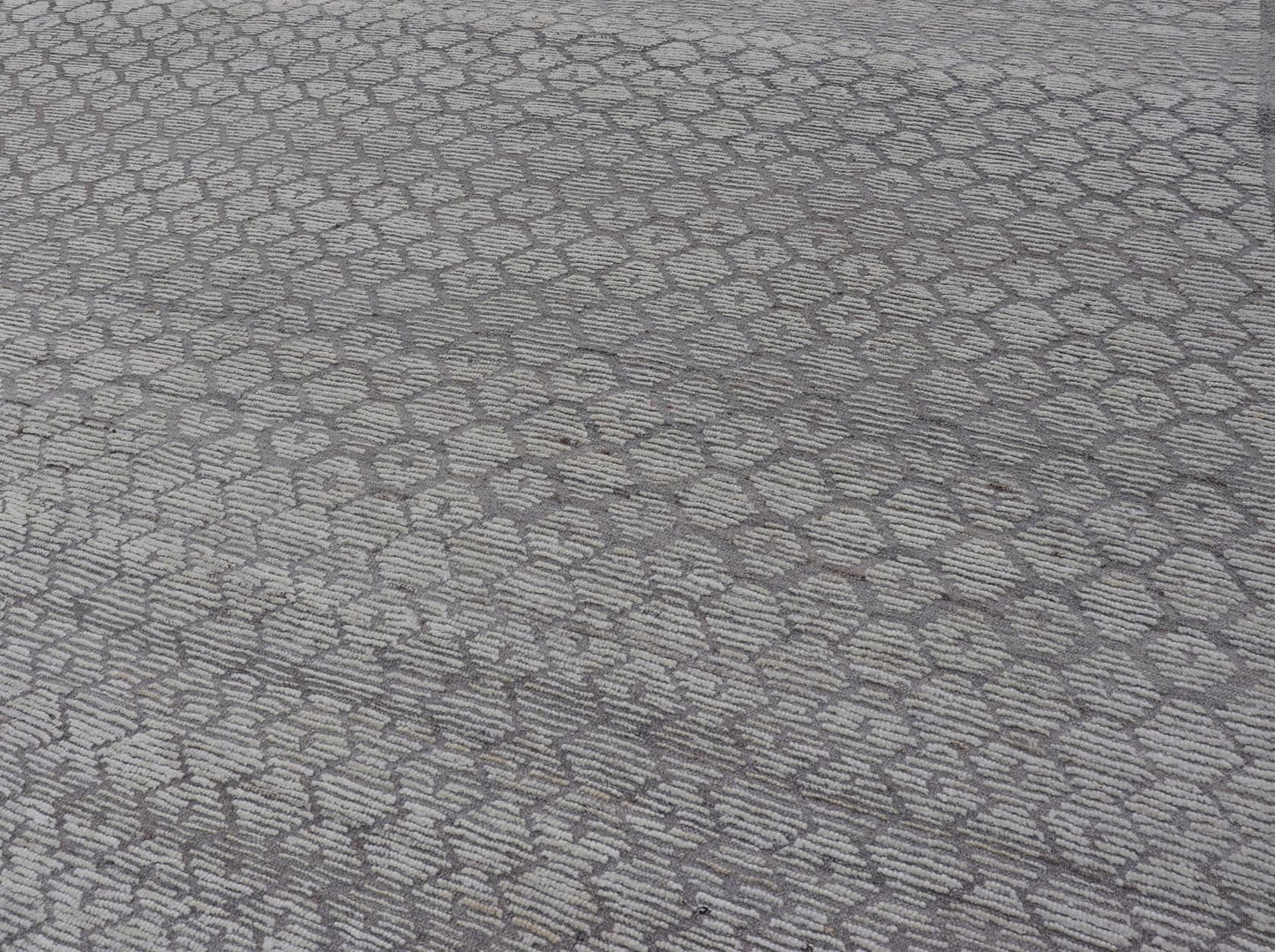 Modern Moroccan Hand - Knotted Rug with All - Over Sub - Geometric Hexagonal Design This modern casual Moroccan rug has been hand - knotted in wool. The rug features a modern all - over sub - geometric hexagonal design, rendered in various neutral tones; m... - Keivan Woven ArtsAFG - 40926 - 19796Rug