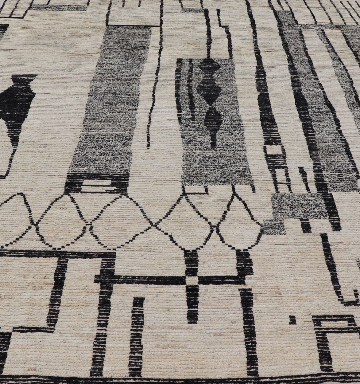 Large Afghan Modern Contemporary Abstract Rug in White and Black This piece has uniqueness in it's abstract design. The background displays a beautiful white color, layered with black abstractions. The black is paired with splashes of g... - Keivan Woven ArtsAFG - 43437 - 20205Rug