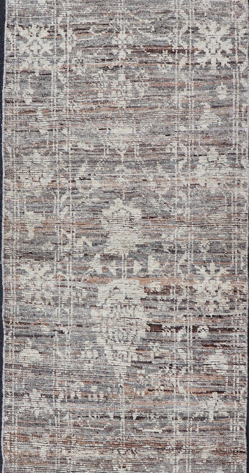 Modern Oushak Runner in Wool with Floral Design in Shades of Gray, Brown, Cream. Keivan Woven Arts; rug AFG - 64917, country of origin / type: Afghanistan / Oushak, circa Early - 21th Century. Measures: 3'0 x 12'1 This modern casual tribal Oushak de... - Keivan Woven ArtsAFG - 64917 - 25158Rug