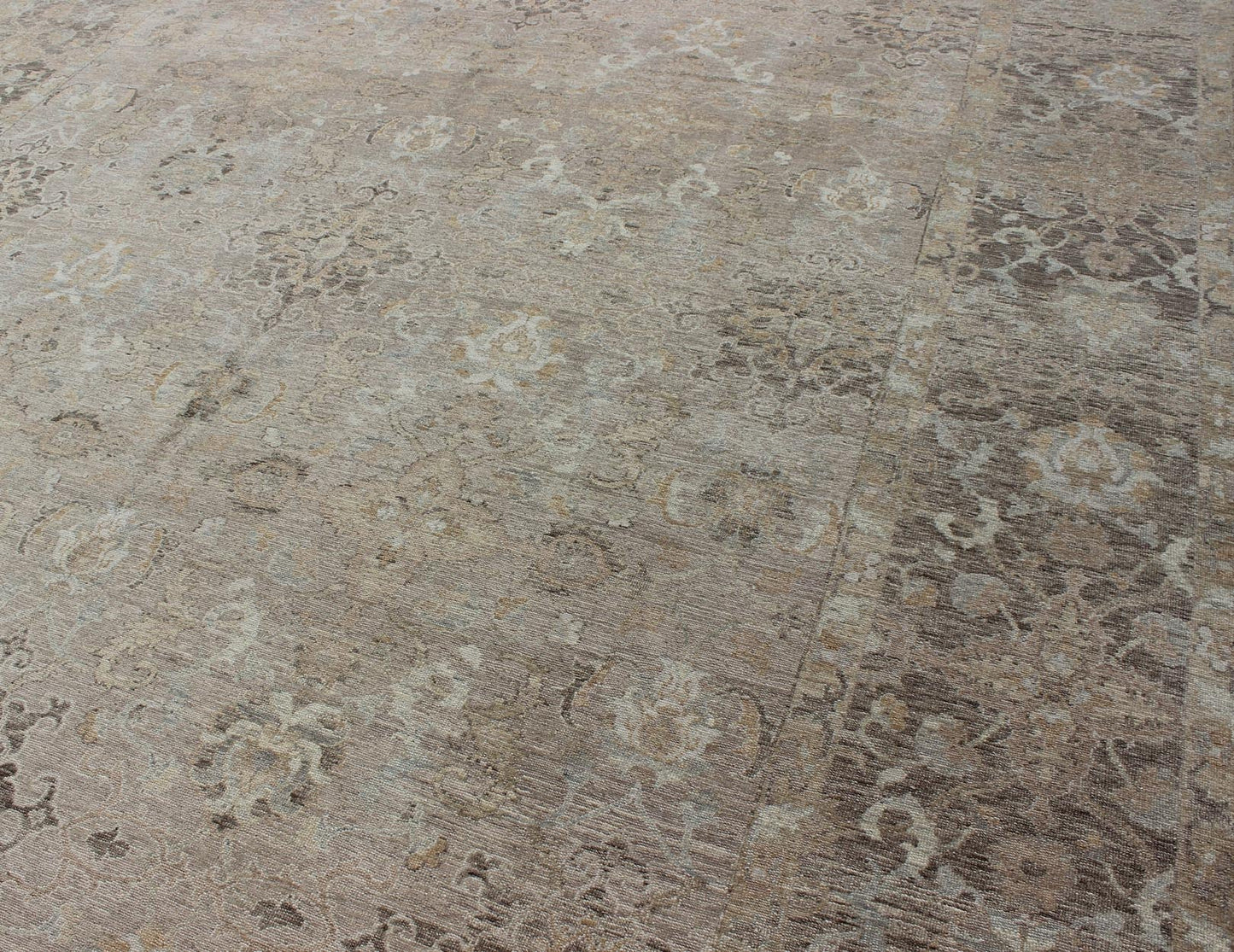 Keivan Woven Arts - Turkish Sivas Fine Weave Rug in Taupe, Gray, Ivory and Brown and Cream Colors. Turkish Sivas in Taupe, Gray, Ivory and Brown, Cream and pastel colors, rug AN - 108837, country of origin / type: Turkey / Sivas, circa 1980 Thi... - Keivan Woven ArtsAN - 108837 - 2352Rug