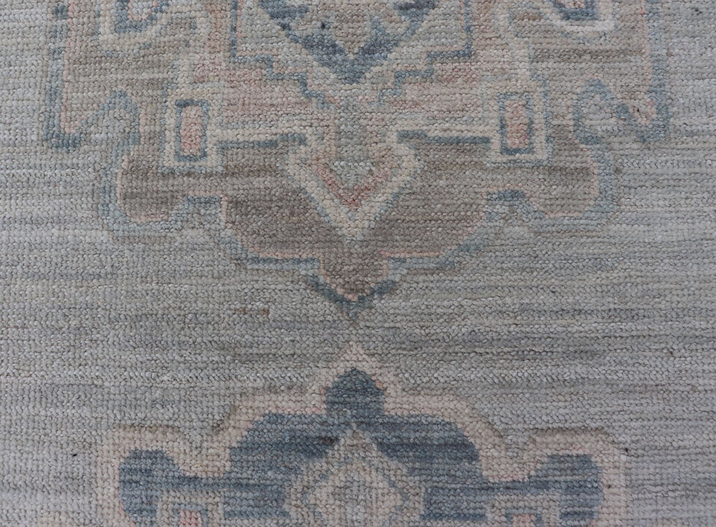 Measures: 2'6 x 4'2 Modern Medallion Oushak with Light Gray Background and Neutral Colors. Keivan Woven Arts rug AWR - 12386 Country of Origin: Afghanistan Type: Oushak Design: Floral, All - Over, Abstract Floral. This Oushak was hand - knotted in... - Keivan Woven ArtsAWR - 12386 - 23264Rug