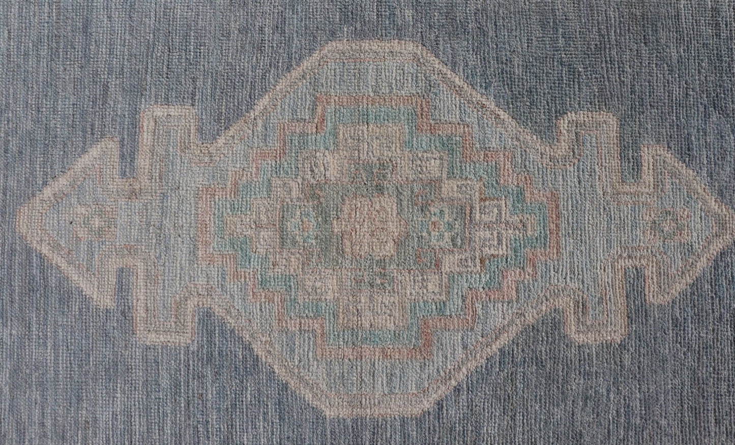 Measures: 2'7 x 3'11 Medallion Designed Modern Oushak with Blue Background and Cream Border. Keivan Woven Arts; rug AWR - 12400, Early 21st Century. This modern Oushak features large medallions in the center of a blue background, centering aro... - Keivan Woven ArtsAWR - 12400 - 23276