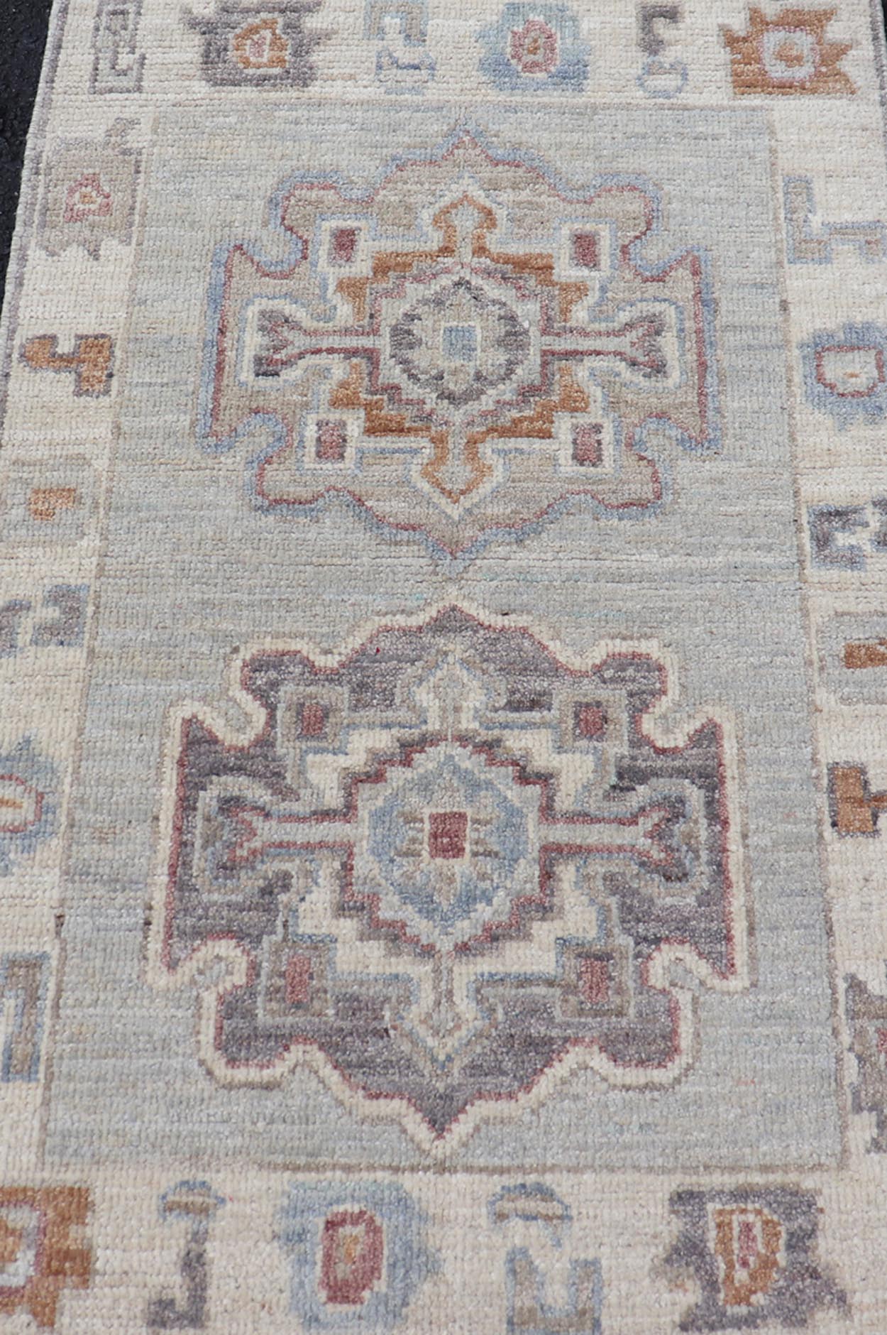 Modern Oushak Medallion Motif's on Light Grey Background and Earthy Tones. Keivan Woven Arts; rug AWR - 10644 Country of Origin: Afghanistan Type: Oushak Design. Measures: 2'0 x 3'2 The border and field are covered in floral - like motifs filled wit... - Keivan Woven ArtsAWR - 16044 - 24229Rug