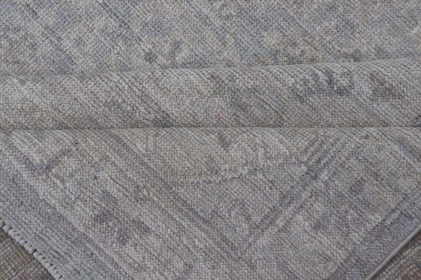 Modern All - Over Oushak Gallery with Light Gray Background And Neutral Colors. Keivan Woven Arts rug AWR - 16710 Country of Origin: Afghanistan Type: Oushak Design: Floral, All - Over, Abstract Floral. Measures: 5'3 x 10'0 This Oushak was hand - knotte... - Keivan Woven ArtsAWR - 16710 - 24432Rug