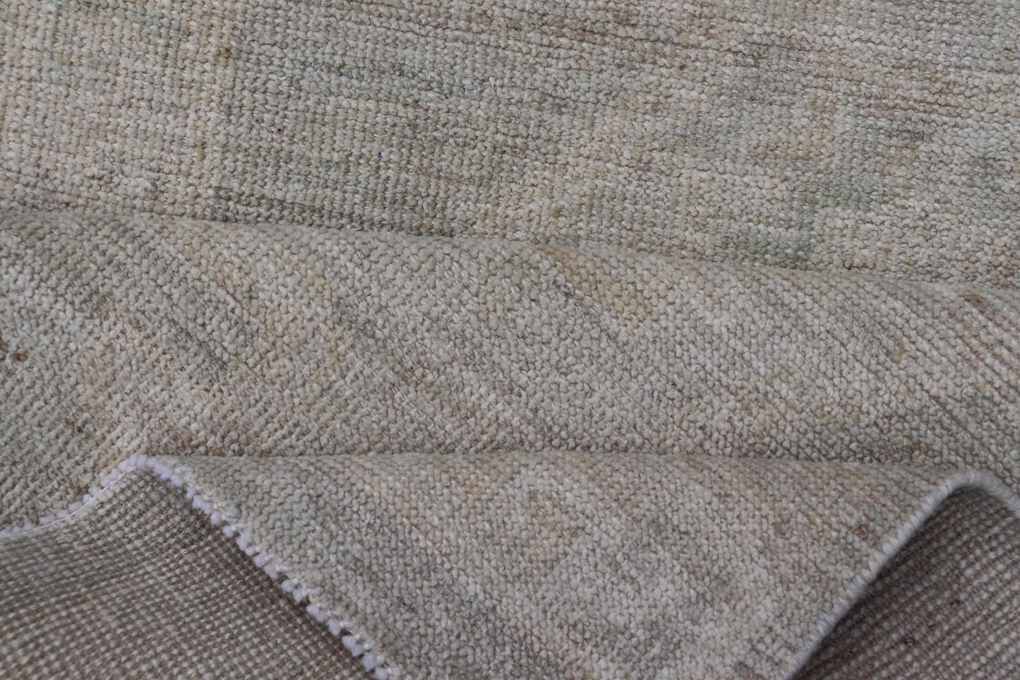 Modern Oushak with Off Gray Background with A Large Tribal Medallion in Cream. Country of Origin: Afghanistan; Type: Oushak; Design: Medallion, Tribal Medallion, All - Over; Keivan Woven Arts: rug AWR - 16772. 21st Century. Measures: 2'8 x 4'3 This... - Keivan Woven ArtsAWR - 16772 - 24444Rug