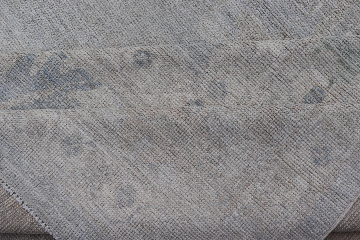 All - Over Floral Modern Oushak with Light Gray - Silver Background and Cream Border. Keivan Woven Arts rug AWR - 16914 Country of Origin: Afghanistan Type: Oushak Design: Floral, all - over, abstract floral. Measures: 13'0 x 17'9 This Oushak was hand ... - Keivan Woven ArtsAWR - 16914 - 24739Rug