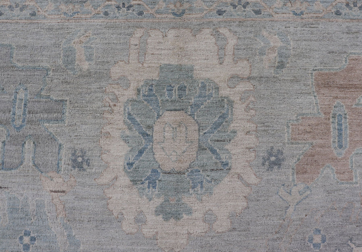 Large Modern Oushak Rug with Soft Floral Motifs on Light Gray Background Very Large Modern Afghan Oushak rug with soft floral motifs on light gray background. Keivan Woven Arts; rug AWR - 556 Country of Origin: Afghanistan Type: Oushak Design: Flo... - Keivan Woven ArtsAWR - 556 - 21331Rug