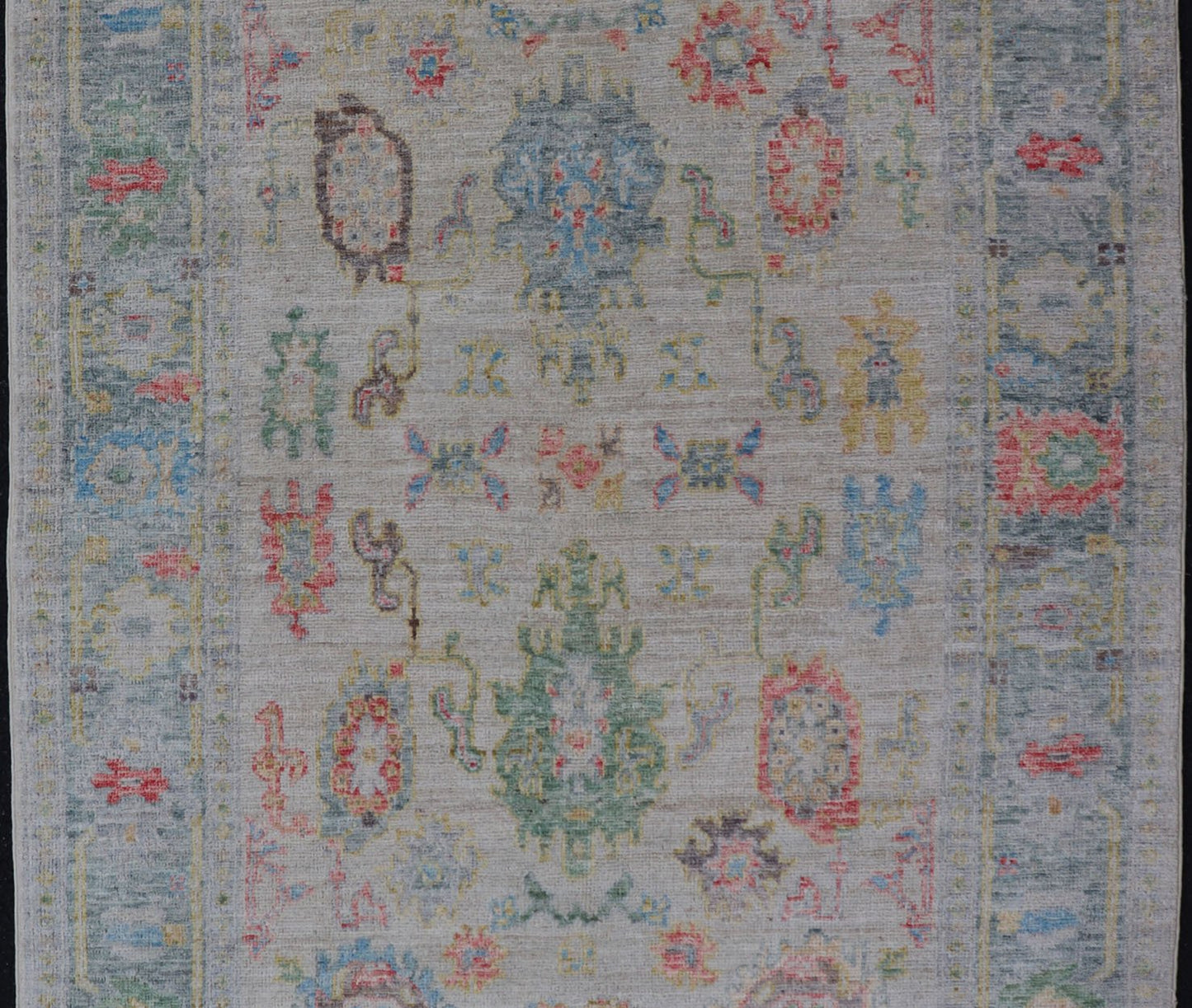 Modern All - Over Floral Oushak with Muted Background and Accent Colors. Measures: 4'2 x 6'2 Modern All - Over Floral Oushak with Muted Background and Accent Colors. Keivan Woven Arts: rug AWR - 6825 Country of Origin: Afghanistan Type: Oushak Design... - Keivan Woven ArtsAWR - 6825 - 23193Rug