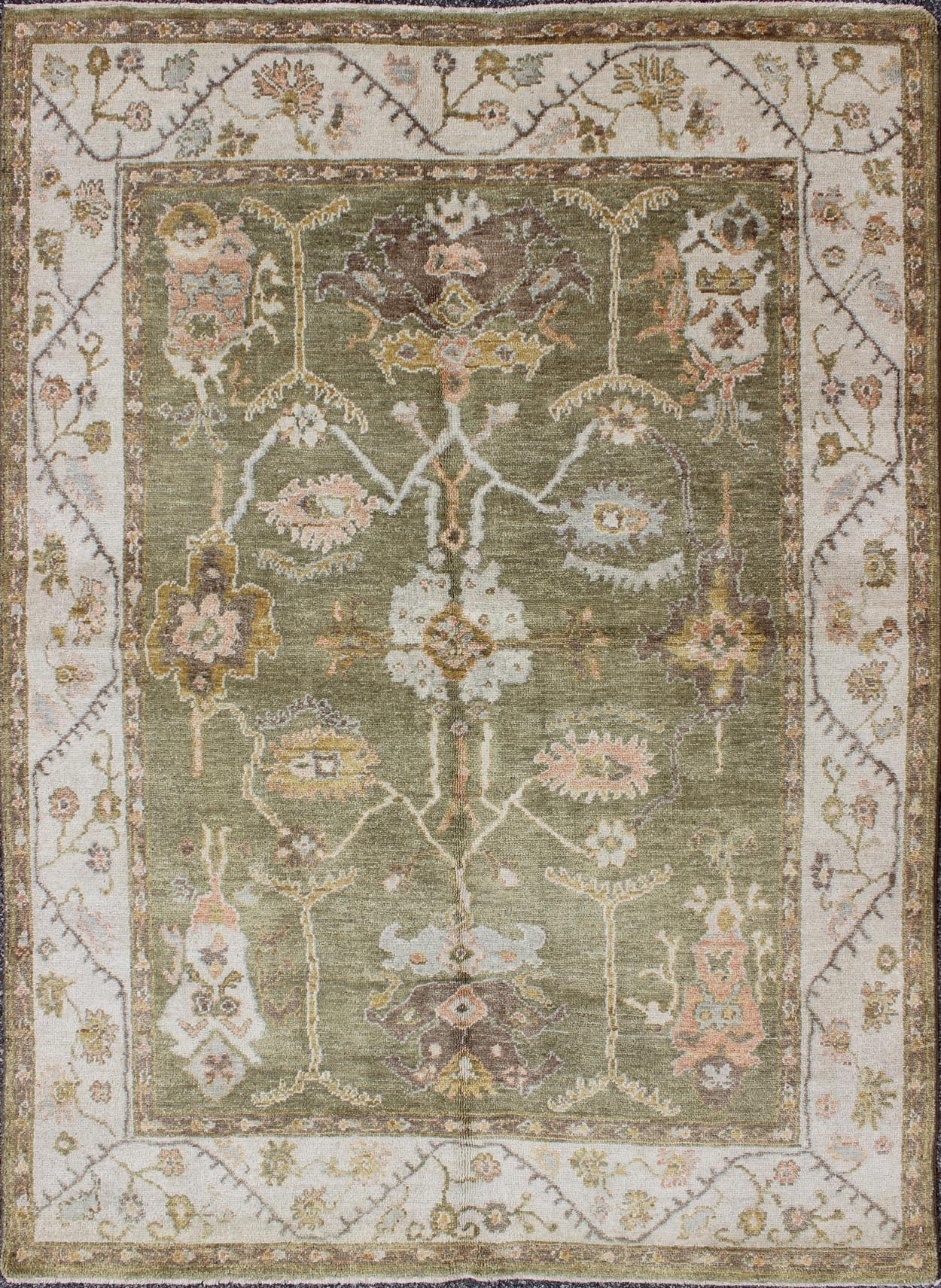 Reproduction Oushak rug with muted tones and neutral color palette and all - over floral design, rug BDH - 712862, country of origin / type: India/ Oushak This New hand knotted Oushak rug features a beautiful design rendered in green tones. Measu... - Keivan Woven ArtsBDH - 712862 - 5950Rug