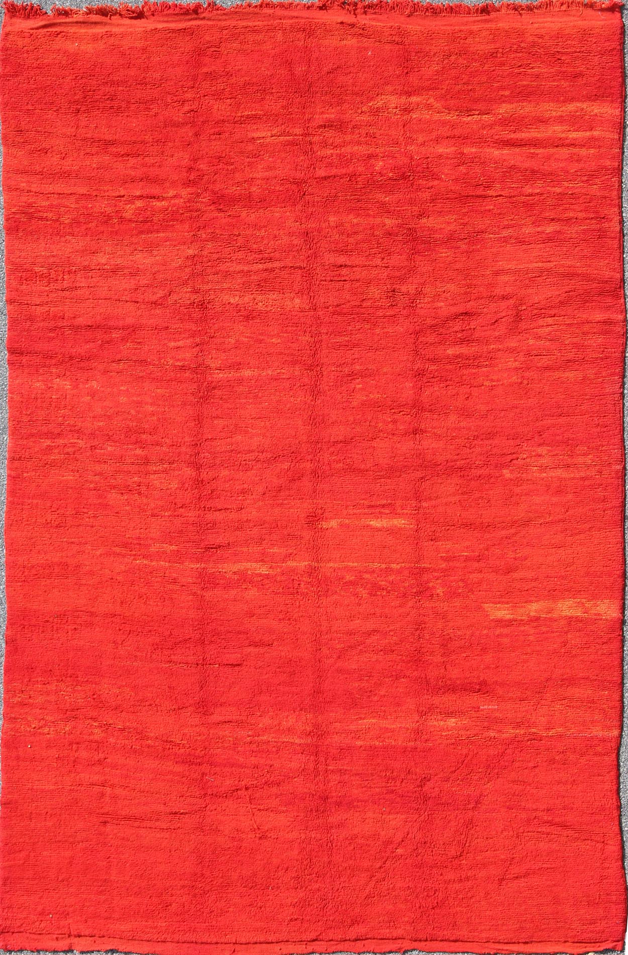 Large Mid - 20th Century Vintage Moroccan Rug with Solid Variegated Red Background Mid - 20th century vintage Moroccan rug with solid variegated red background, Keivan Woven Arts / rug BDS - K423, country of origin / type: Morocco / Tribal, circa 1950... - Keivan Woven ArtsBDS - K423 - 9268Rug