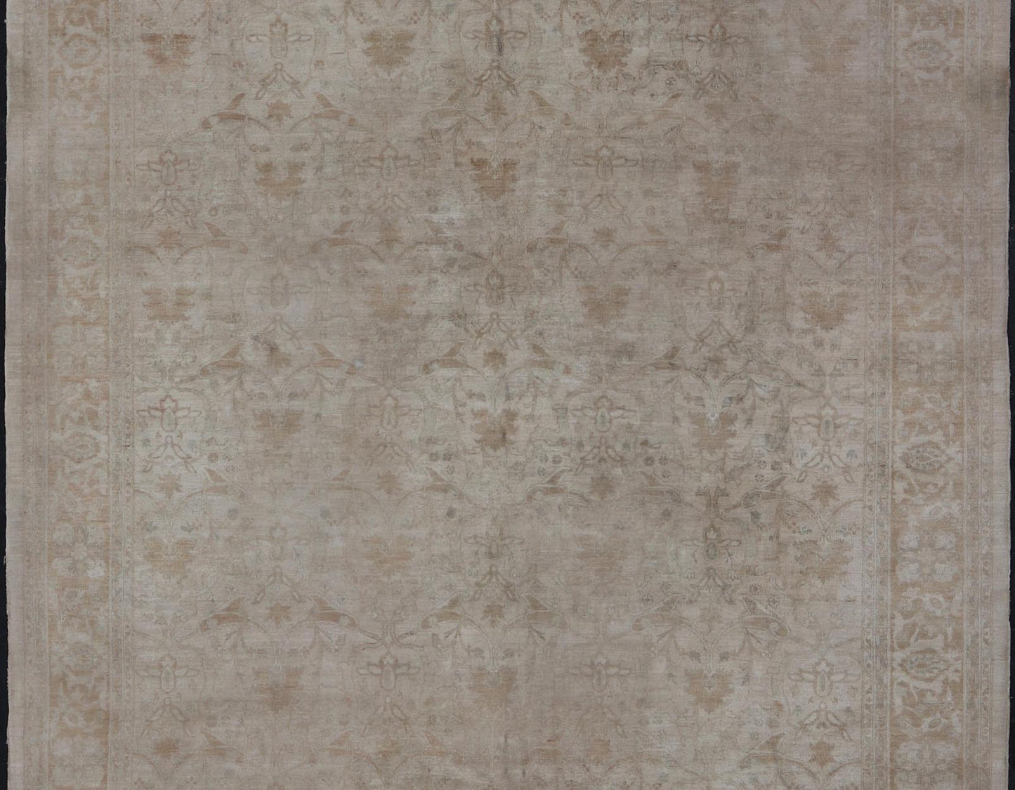 Vintage Hand - Knotted Pakistani Sultanabad Rug in Wool with Floral Design This vintage Sultanabad rug has been hand - knotted in wool and features an all - over sub - geometric floral design rendered in red, ivory and cream tones. A complementary, mul... - Keivan Woven ArtsDSP - 101 - 2022 - 19646Rug