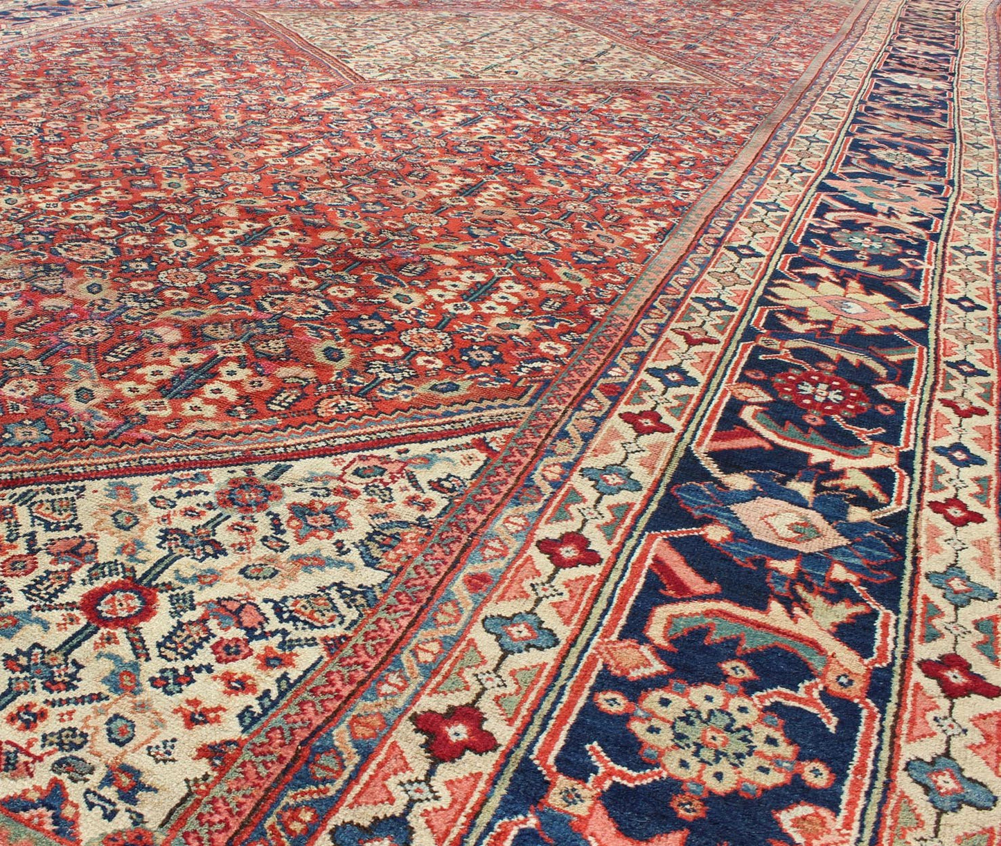 Antique Persian Sultanabad rug with Sub - geometric motifs with a Diamond Central Medallion. rug E - 0909, country of origin / type: Iran / Sultanabad, circa 1910.Large Gallery Rug, Large gallery Runner. Antique gallery rug. This beautiful antique ... - Keivan Woven ArtsE - 0909 - 2311Rug