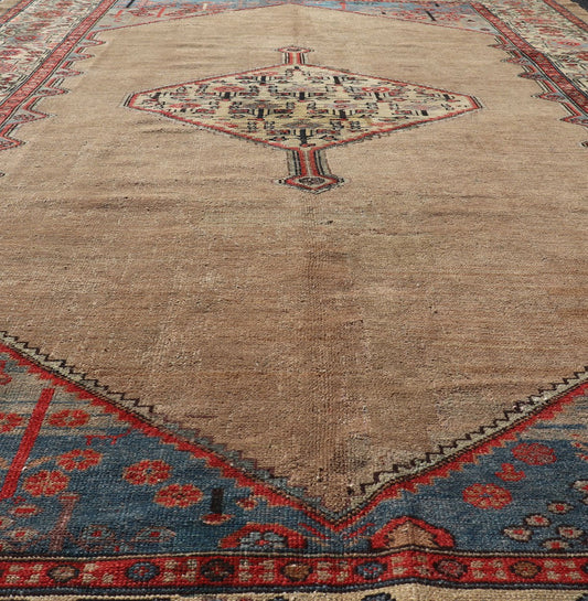 Geometric design Serab antique runner from Persia in multicolored Tones, rug EB - 200641, country of origin / type: Iran / Serab, circa 1910. This handwoven, antique Persian Serab rug features a central field imbued with an stretched medallion. A ... - Keivan Woven ArtsEB - 200641 - 12857Rug