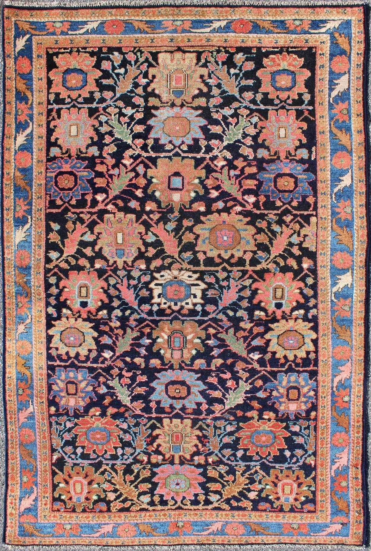 Pastel colored Persian Hamedan antique rug with large floral motifs, rug ema - 7526, country of origin / type: Iran / Hamadan, circa 1910 This beautiful antique early 20th century Persian Hamadan carpet features an all - over design of repeating lar... - Keivan Woven ArtsEMA - 7526 - 9258Rug