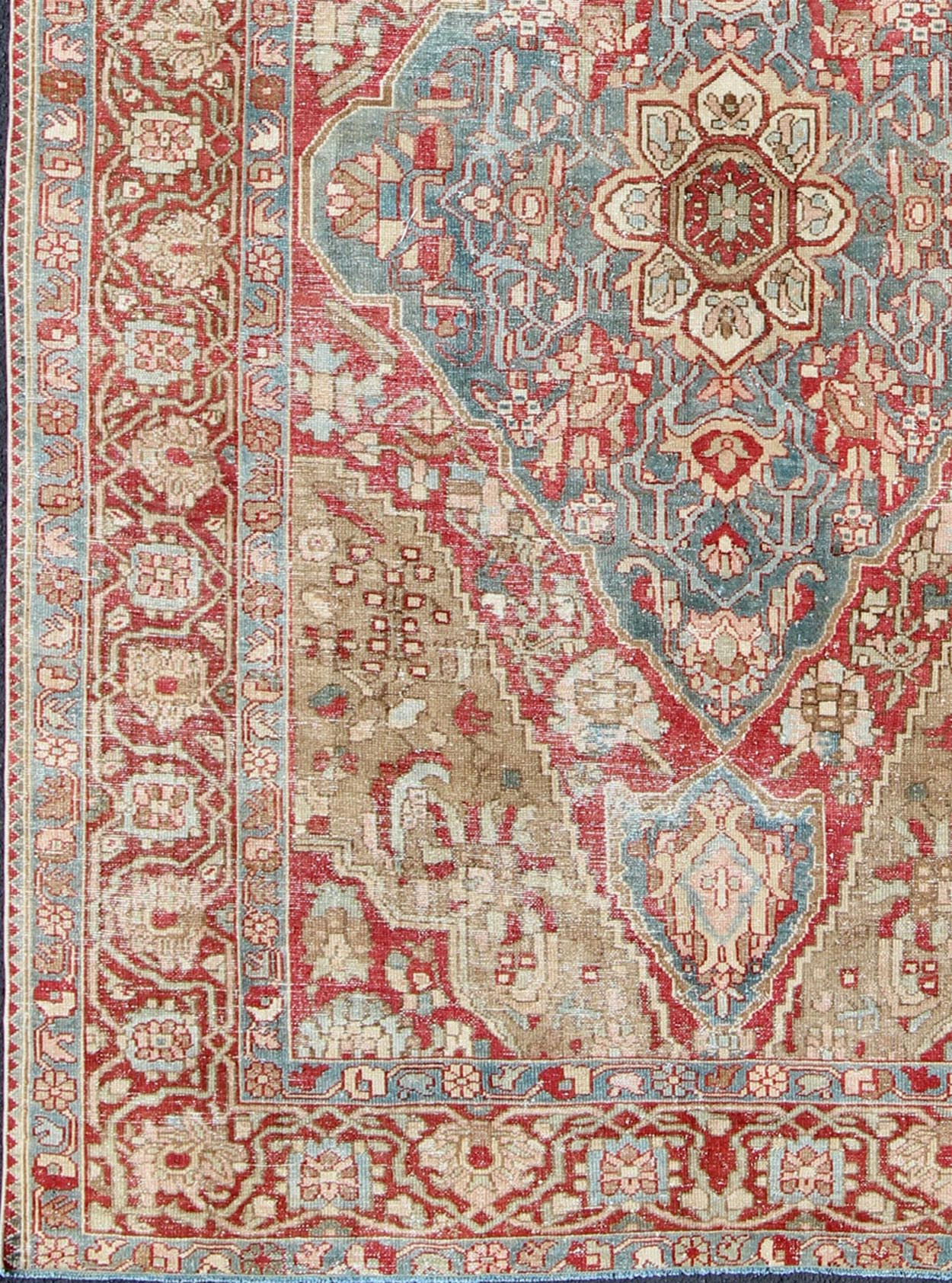 Antique Persian Bakhtiari Rug with Layered Floral Medallion Design and Motifs kwarugs Antique Persian Bakhtiari Rug With Layered Floral Medallion Design and Motifs. Keivan Woven Arts / rug EMA - 7557, country of origin / type: Iran / Bakhtiari, ci... - Keivan Woven ArtsEMA - 7557 - 9814Rug