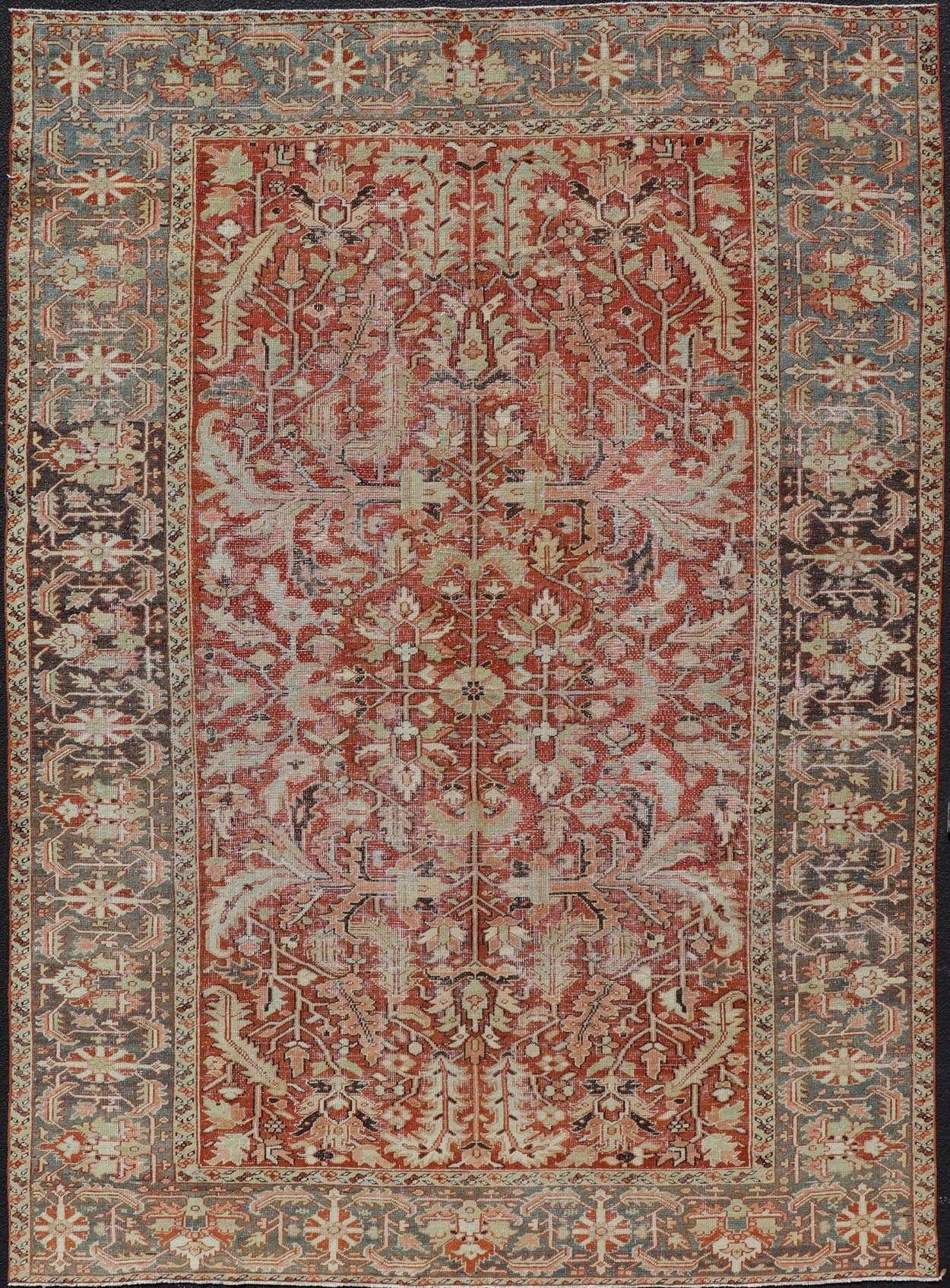 All Over Design Antique Serapi - Heriz Rug With Large sub geometric Design, Keivan Woven Arts / rug EMB - 9541 - 13588, country of origin / type: Persian / Heriz, circa Early - 20th Century. Measures: 7'7 x 11' Antique Heriz Rug with Large scale ... - Keivan Woven ArtsEMB - 9541 - 13588 - 14770Rug