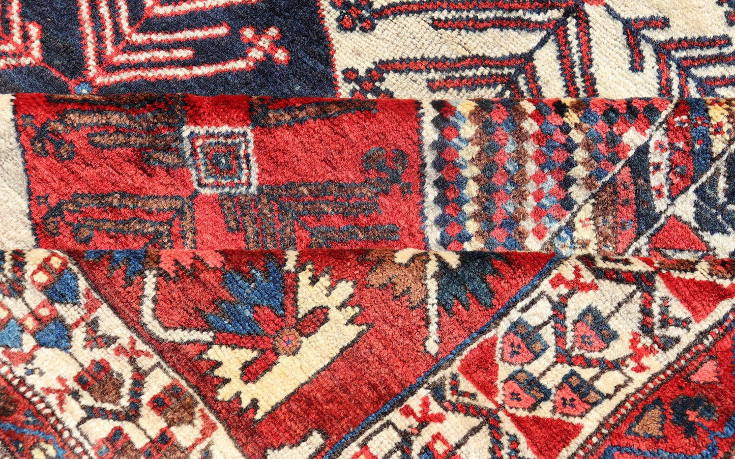 Antique Hand - Knotted Persian Bakhtiari Gallery Rug in Wool with Diamond Design This antique Persian Bakhtiari rug has been hand - knotted in wool and features an all - over sub - geometric diamond design rendered in multicolor, set upon an ivory bac... - Keivan Woven ArtsEMB - 9595 - P13521 - 15619Rug