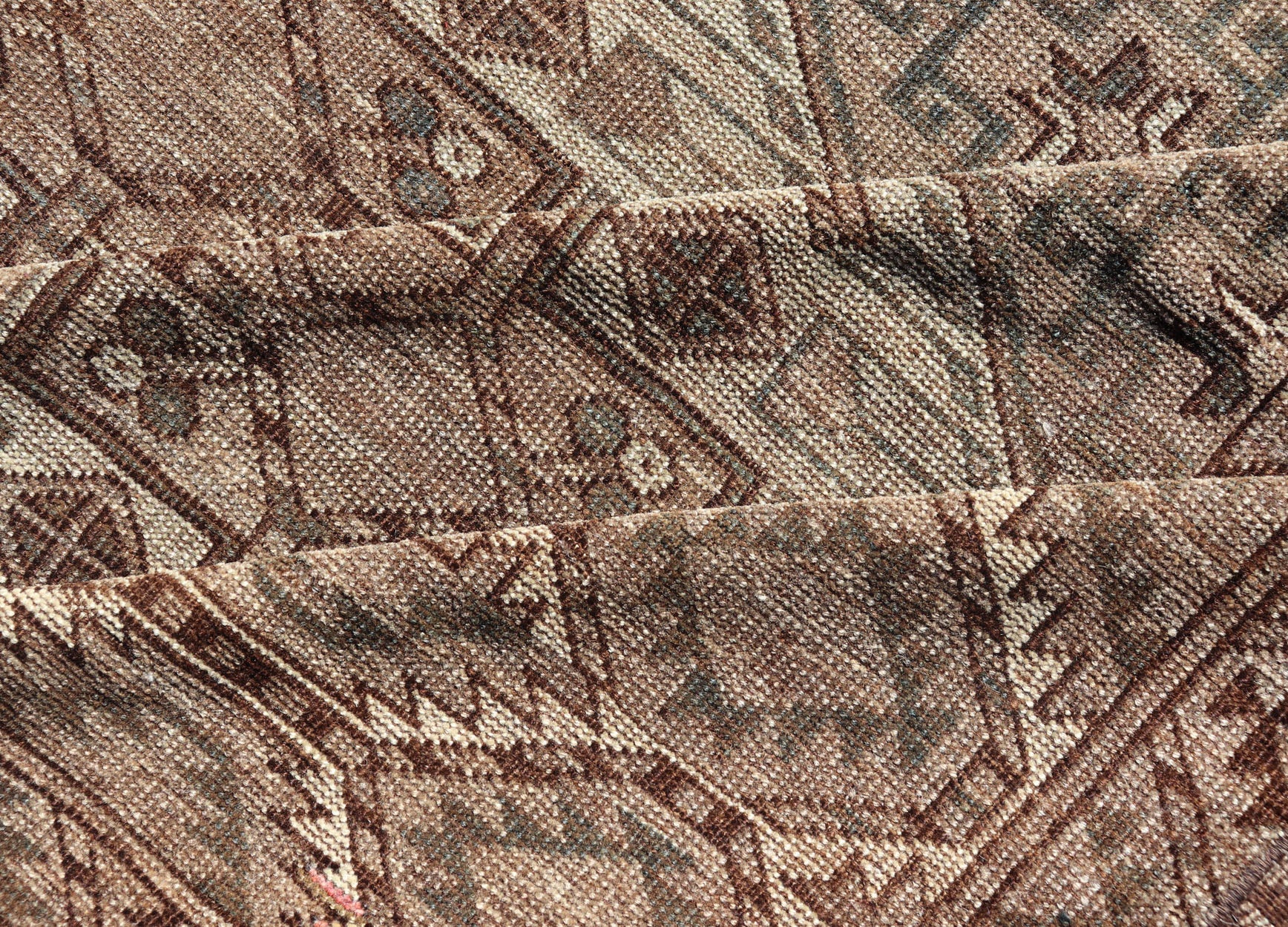 Hand - Knotted Turkomen Ersari Rug in Wool with All - Over Sub - Geometric Gul Design This Ersari rug has been hand - knotted in the finest wool. The rug features an all - over sub - geometric repeating Gul design throughout the entirety of the rug, enclos... - Keivan Woven ArtsEMB - 9650 - P13544 - 16109Rug