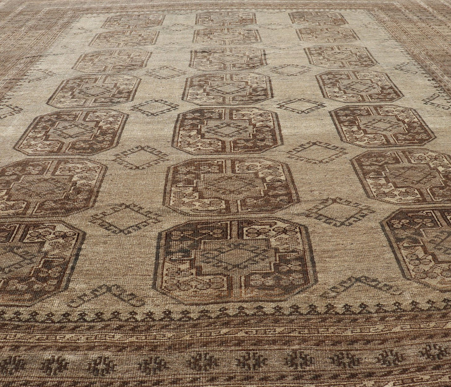 Square Sized Hand - Knotted Turkomen Ersari Rug in Wool with Repeating Gul Design This square sized Ersari rug has been hand - knotted in the finest wool. The rug features an all - over sub - geometric repeating Gul design throughout the entirety of th... - Keivan Woven ArtsEMB - 9651 - P13595 - 16115Rug