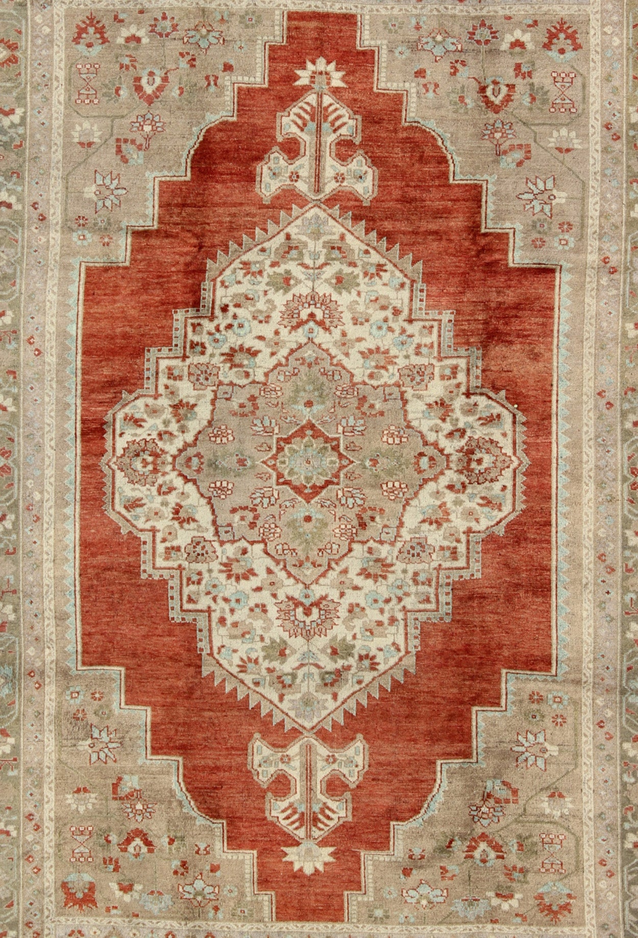 Turkish Oushak Rug in Orange Red, Light Green, Warm Taupe and Cream colors. Measures: 7.6 x 11.0. This beautiful classic Vintage Oushak has a large medallion in Rust/orange red complemented by light green border and warm taupe and cream colors. ... - Keivan Woven ArtsEN - 1007 - 5440Rug