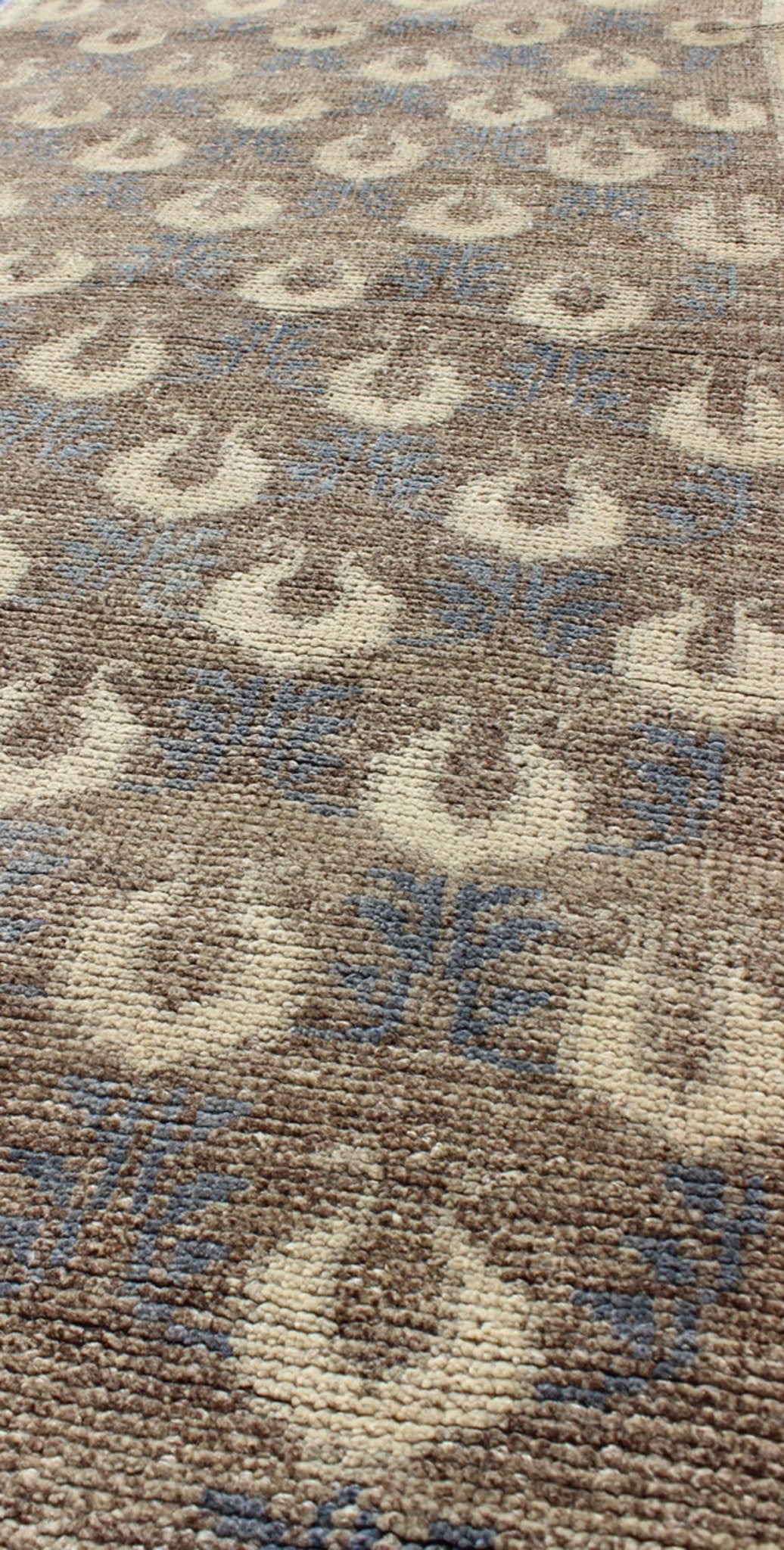 Light Brown, Gray - Blue, and Cream Turkish Tulu Vintage Rug with Latticework kwarugs Light brown, gray - blue, and cream Turkish Tulu vintage rug with latticework, rug en - 112175, country of origin / type: Turkey / Tulu, circa 1940s This vint... - Keivan Woven ArtsEN - 112175 - 2758Rug