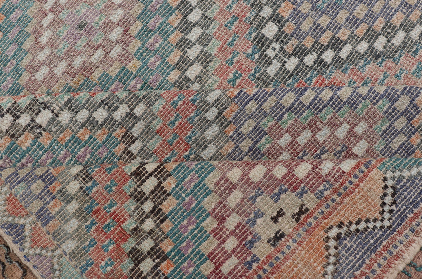 Turkish Vintage Embroidered Kilim Rug with Multi Layered Diamond Design. Keivan Woven Arts / rug / EN - 112326, Turkey, Hand Woven circa/ mid - 20th century. Measures: 7'6 x 10'0 - Keivan Woven ArtsEN - 112326 - 15348Rug