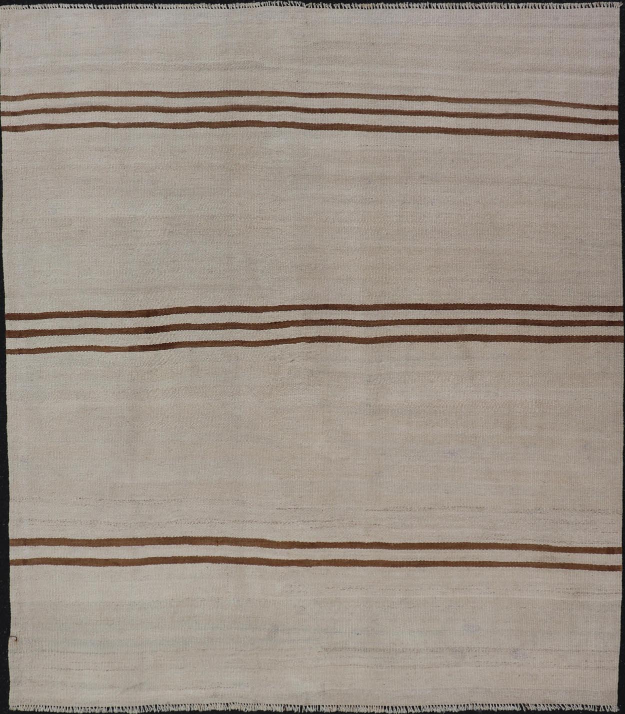 Flat - Weave Kilim Vintage Rug Turkey with Horizontal Stripes in Ivory & Brown. Keivan Woven Arts / rug EN - 13711, country of origin / type: Turkey / Kilim, circa 1950 Measures: 4'10 x 5'9 This vintage flat - woven Kilim features a minimalist design ... - Keivan Woven ArtsEN - 13711 - 23912Rug