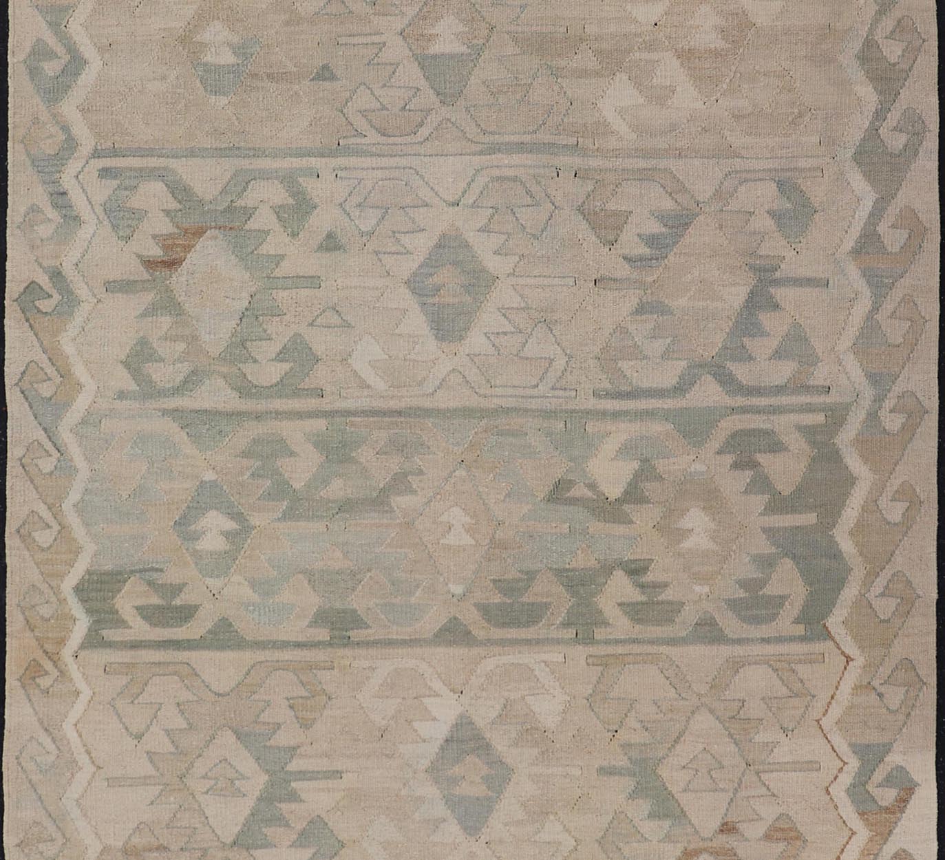 Turkish Vintage Kilim Gallery Rug in Wool with Sub - Geometric Design. Vintage Kilim Rug with All - Over Sub - Geometric Design, Keivan Woven Arts; rug EN - 14006, country of origin / type: Turkey / Kilim, circa 1950. Measures: 5'2 x 9'1 This flat - weave... - Keivan Woven ArtsEN - 14006 - 23929Rug