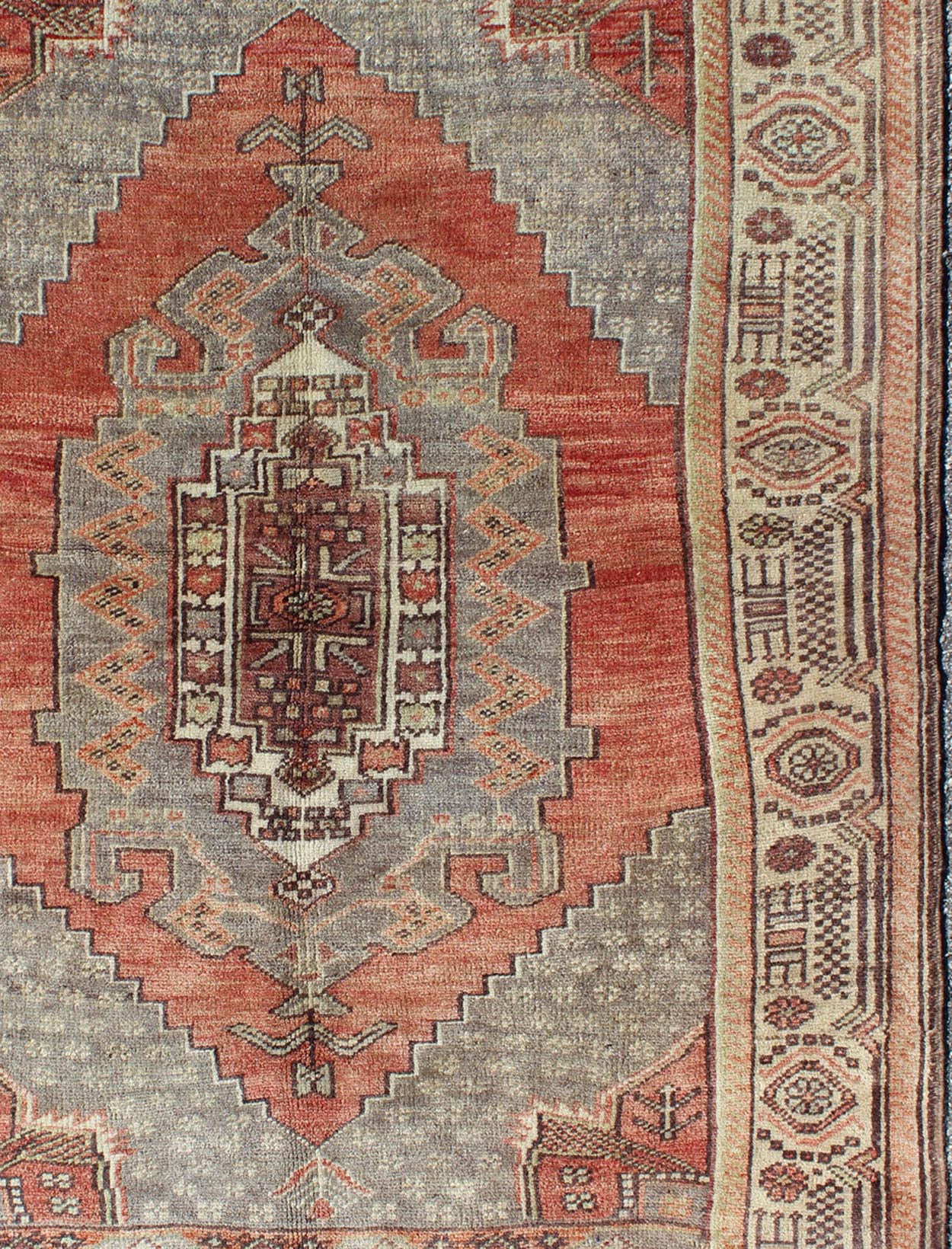 Colorful Vintage Turkish Oushak Rug with Geometric - Tribal Motifs Keivan Woven Arts/ rug/EN - 140179 origin/Turkey Measures: 3'7 x 5'3. This vintage Oushak rug features an beautiful design and color combination. The central medallion is comp... - Keivan Woven ArtsEN - 140179 - 6031Rug